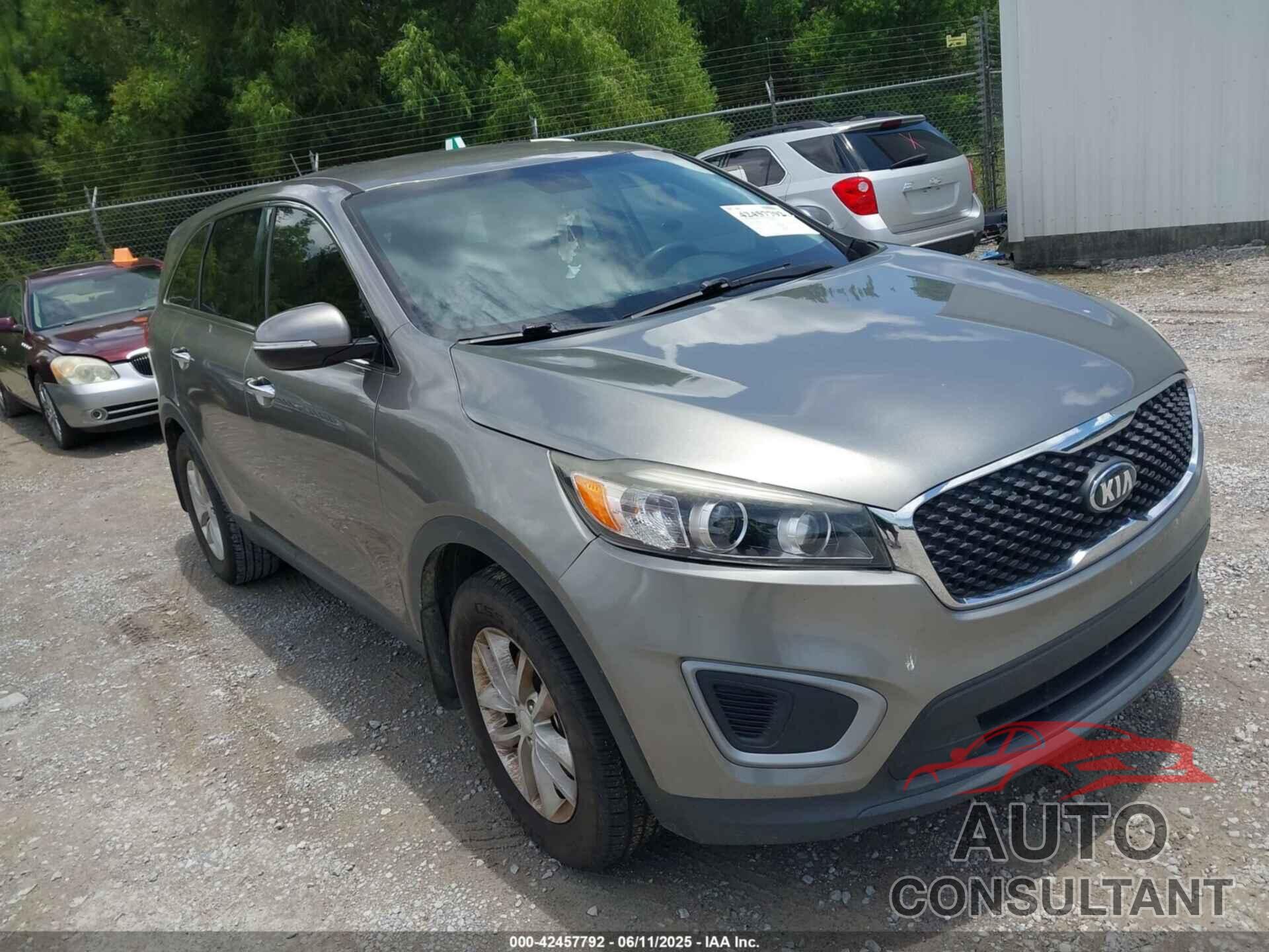 KIA SORENTO 2016 - 5XYPG4A31GG099331
