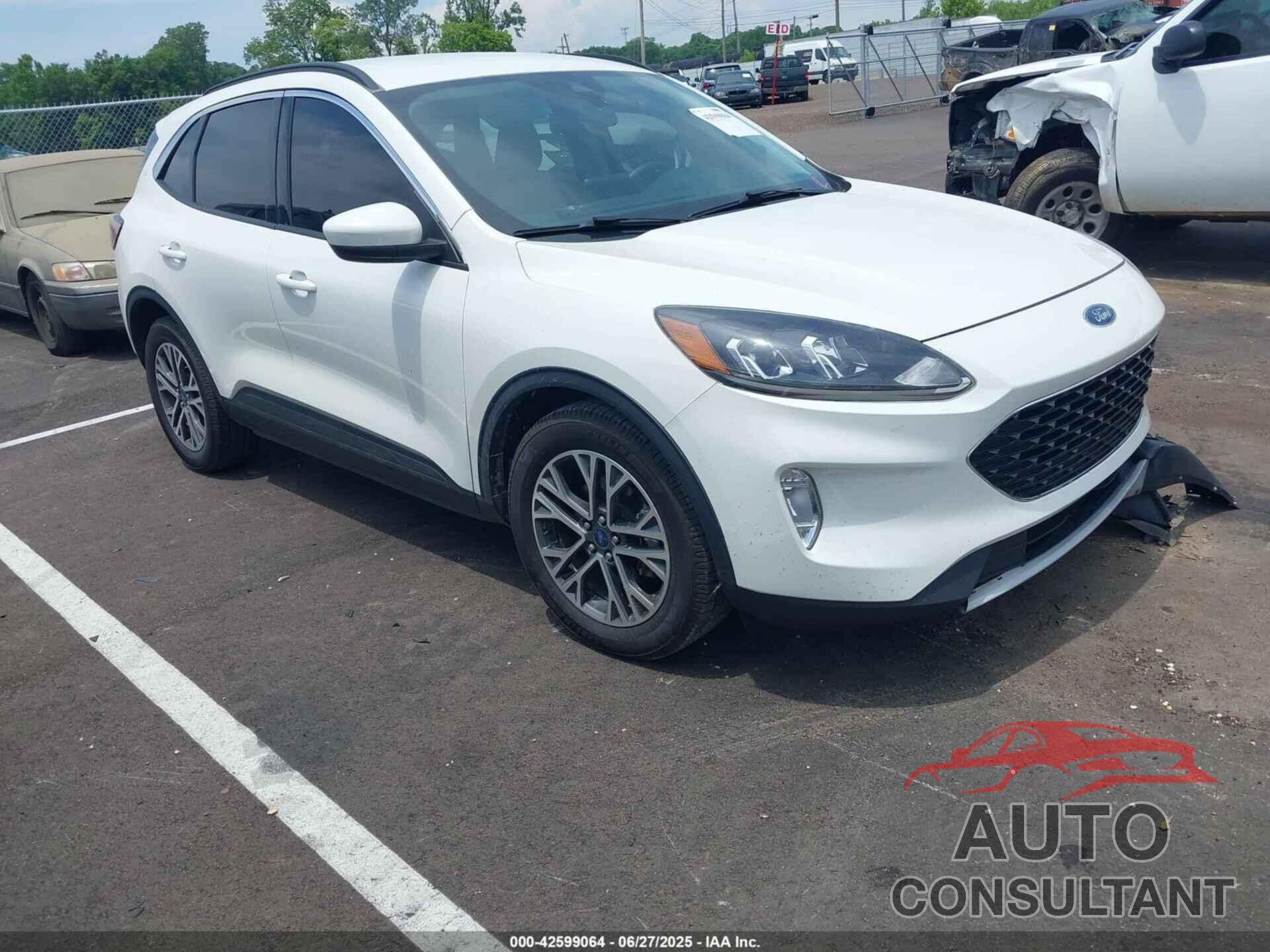 FORD ESCAPE 2020 - 1FMCU0H68LUC18559
