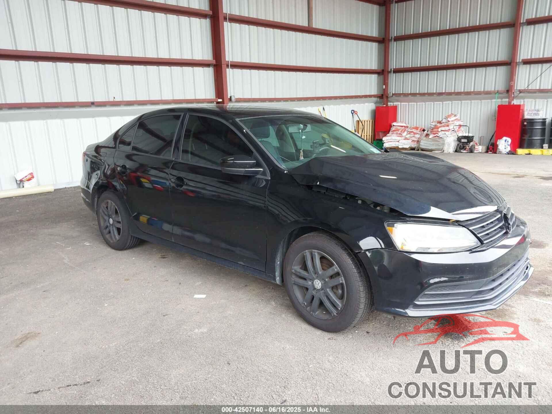 VOLKSWAGEN JETTA 2018 - 3VW2B7AJ0JM263300
