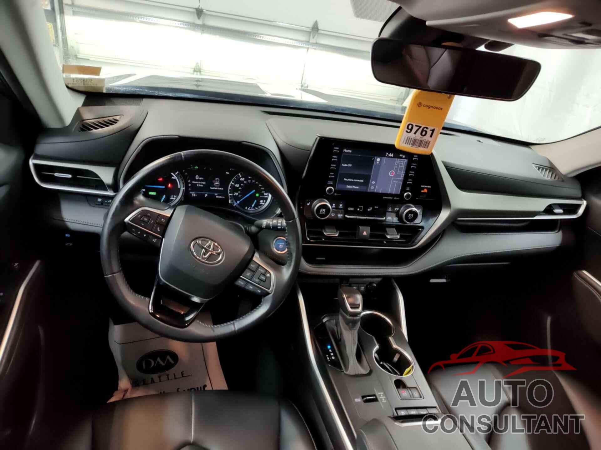 TOYOTA HIGHLANDER 2021 - 5TDHBRCH2MS067415