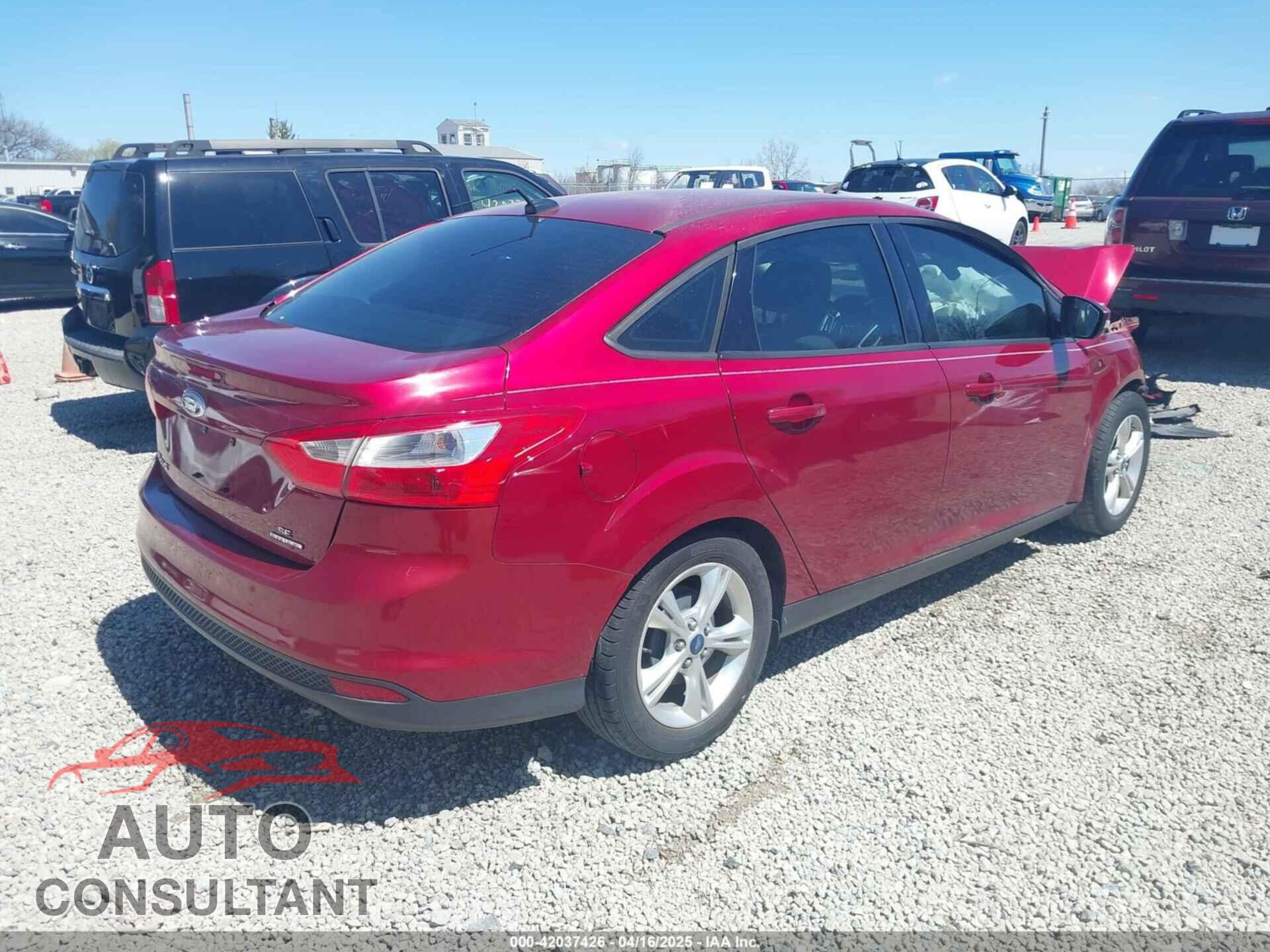 FORD FOCUS 2014 - 1FADP3F22EL105528
