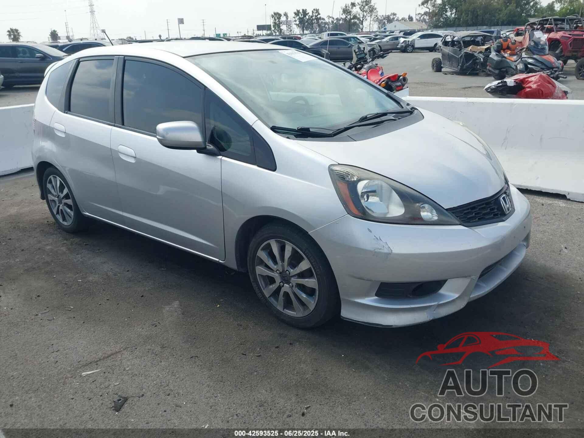 HONDA FIT 2012 - JHMGE8H51CS005097