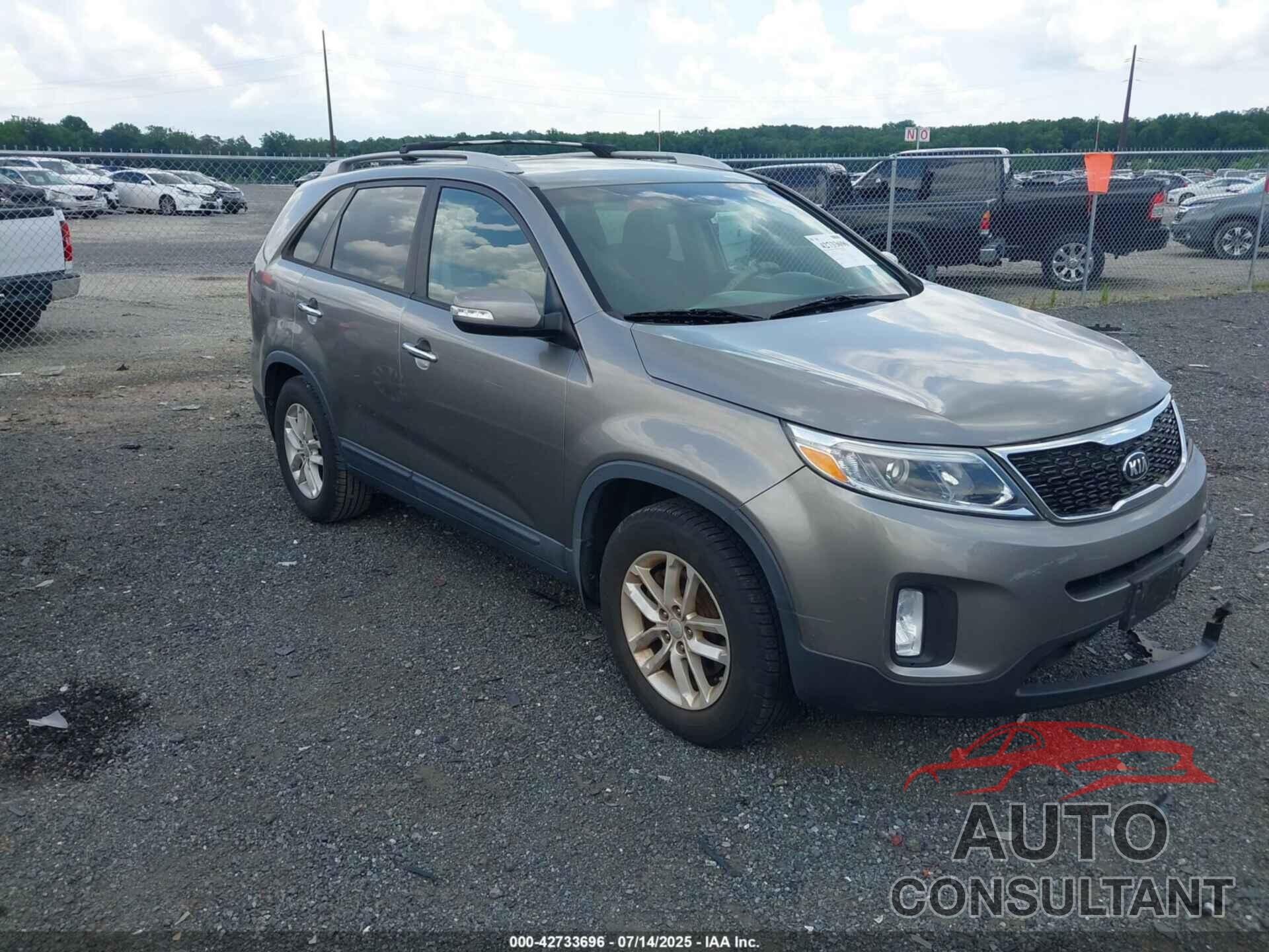 KIA SORENTO 2014 - 5XYKT3A67EG438567