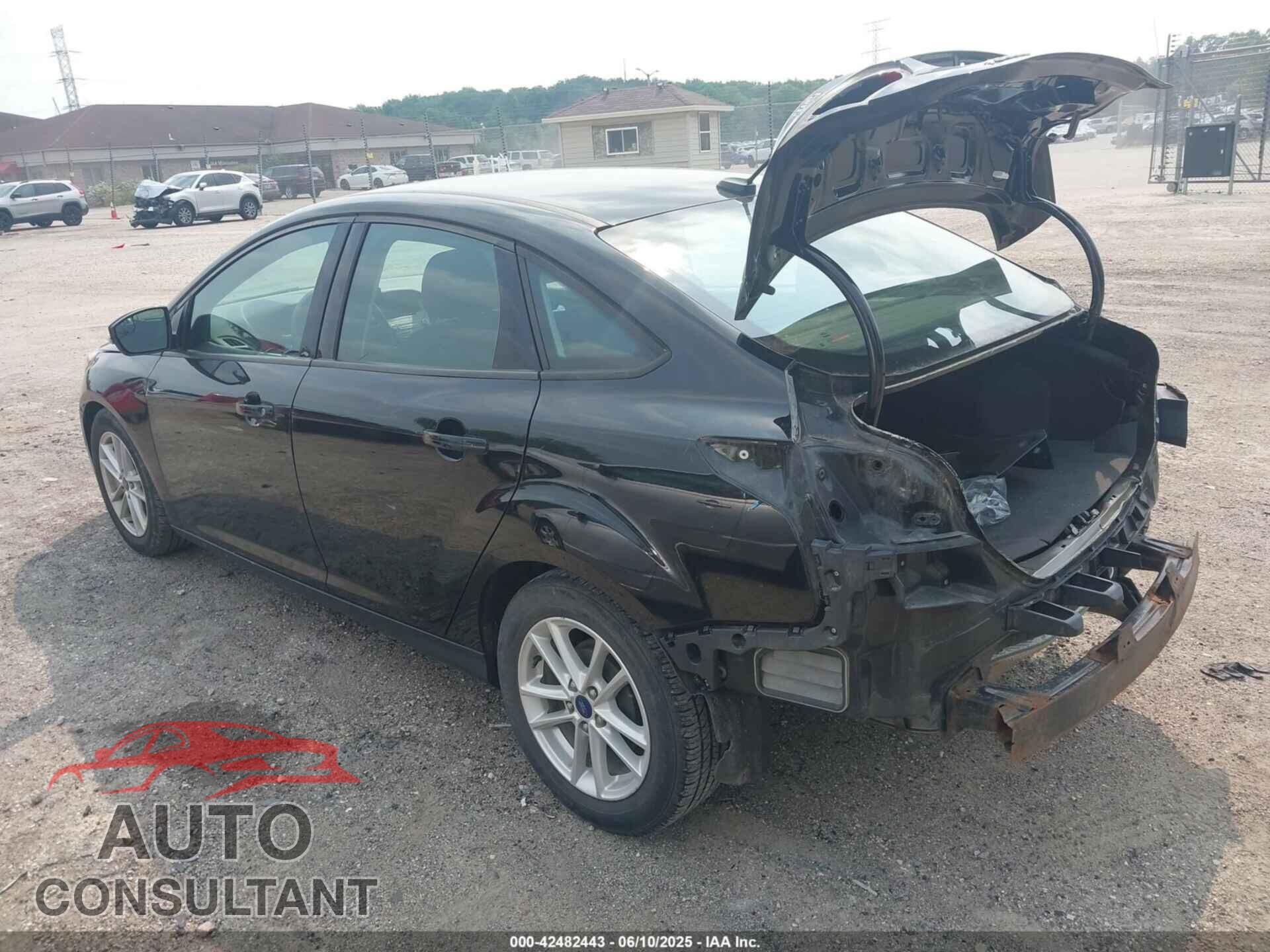 FORD FOCUS 2017 - 1FADP3F24HL346463