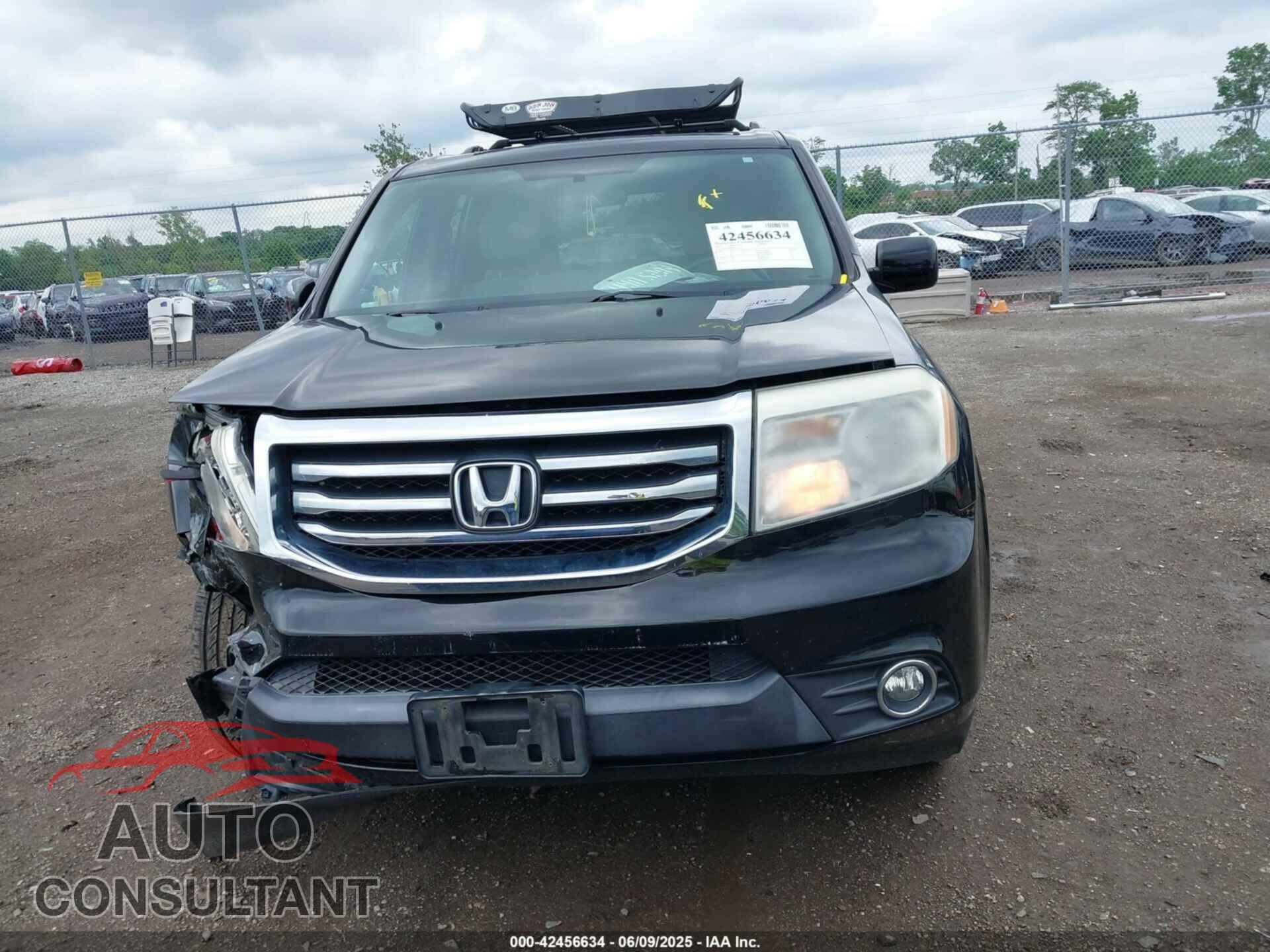 HONDA PILOT 2015 - 5FNYF4H34FB076354