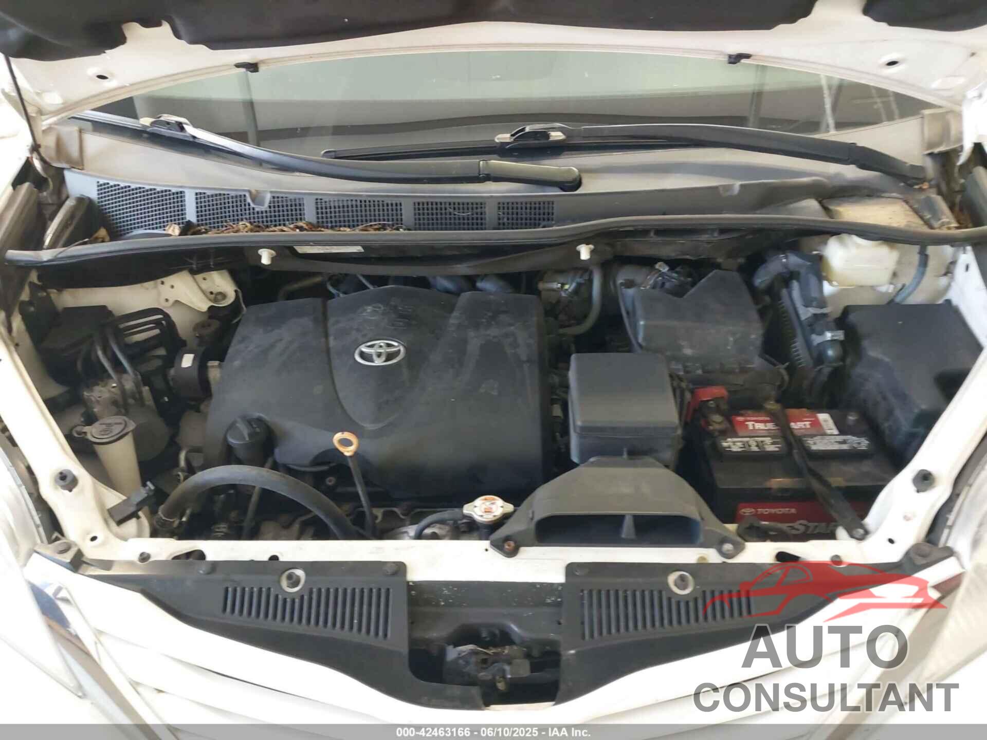TOYOTA SIENNA 2017 - 5TDKZ3DC1HS825297