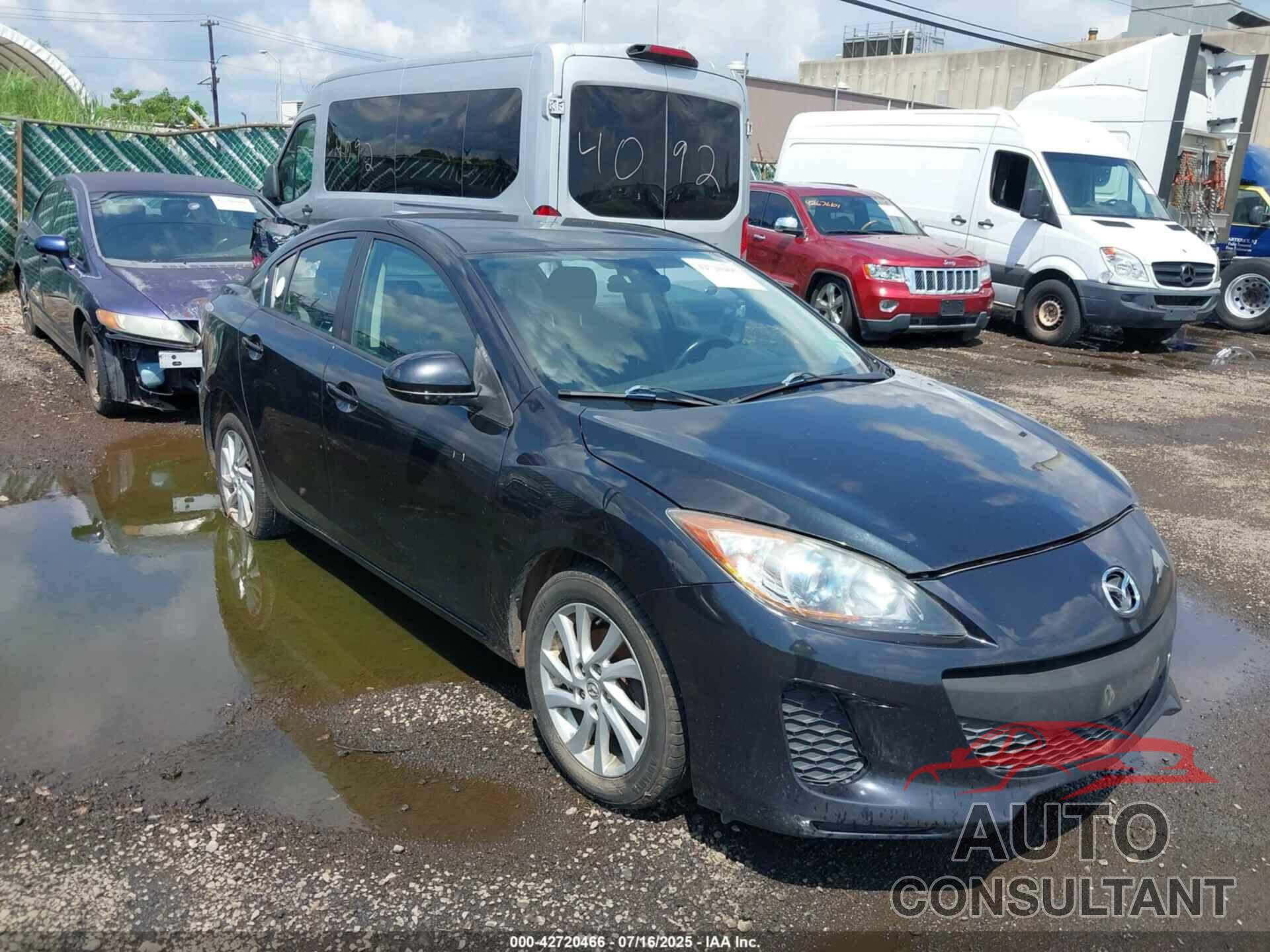 MAZDA MAZDA3 2012 - JM1BL1V81C1565828
