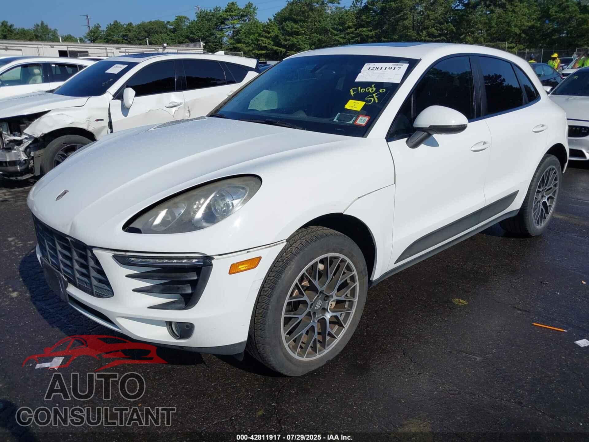 PORSCHE MACAN 2015 - WP1AB2A54FLB51658