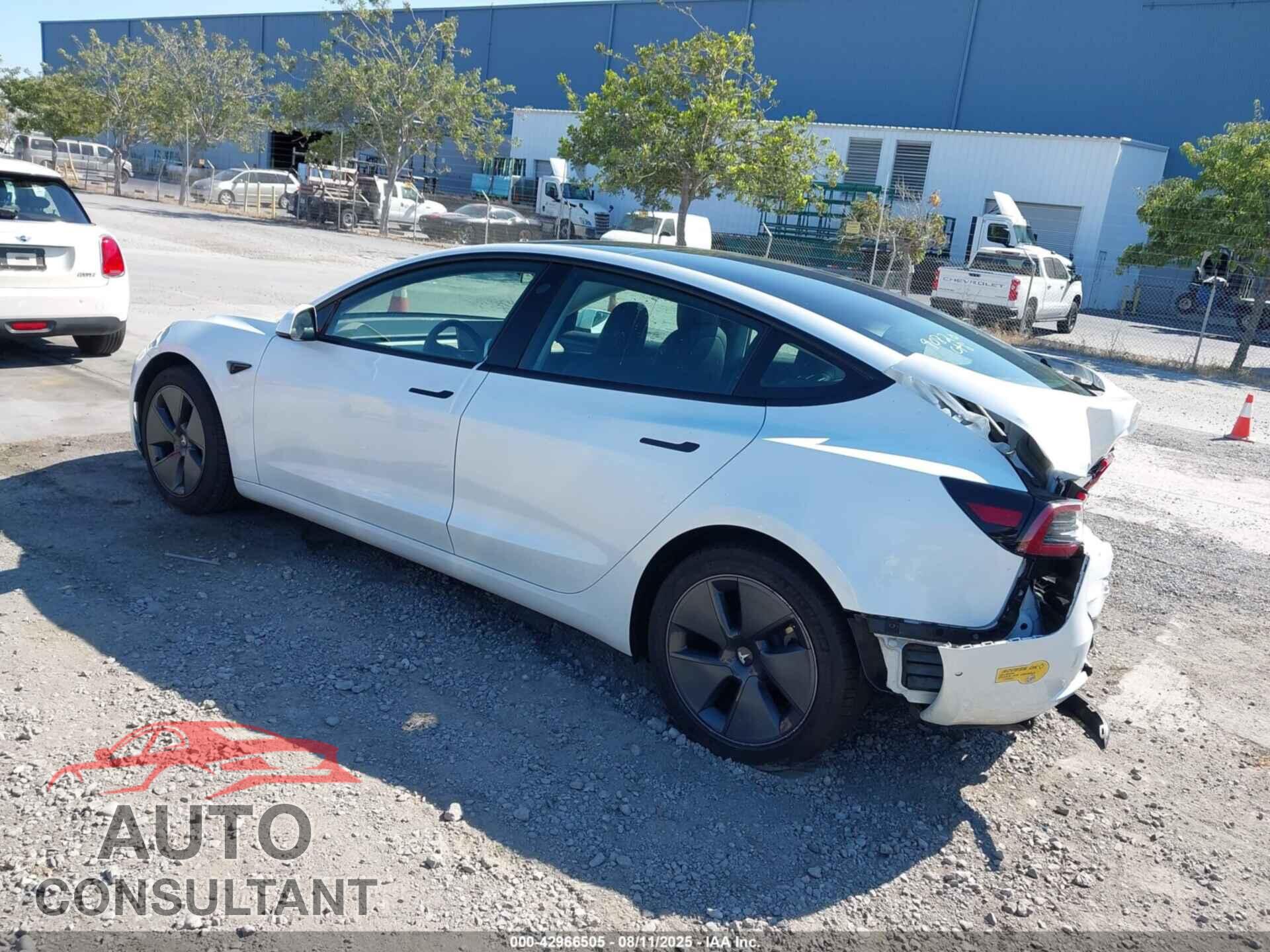 TESLA MODEL 3 2022 - 5YJ3E1EA6NF293515