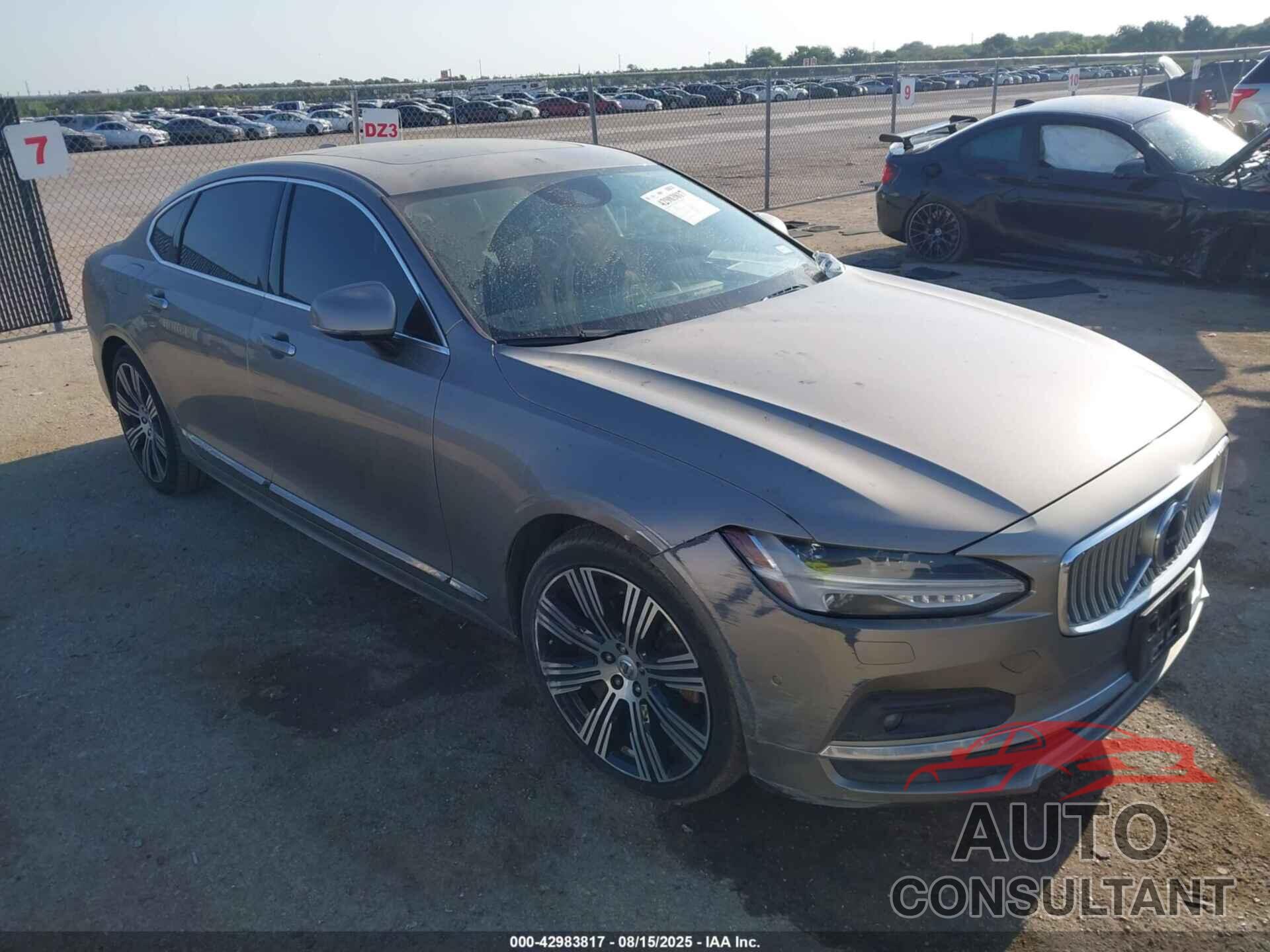 VOLVO S90 2021 - LVYA22ML4MP215871