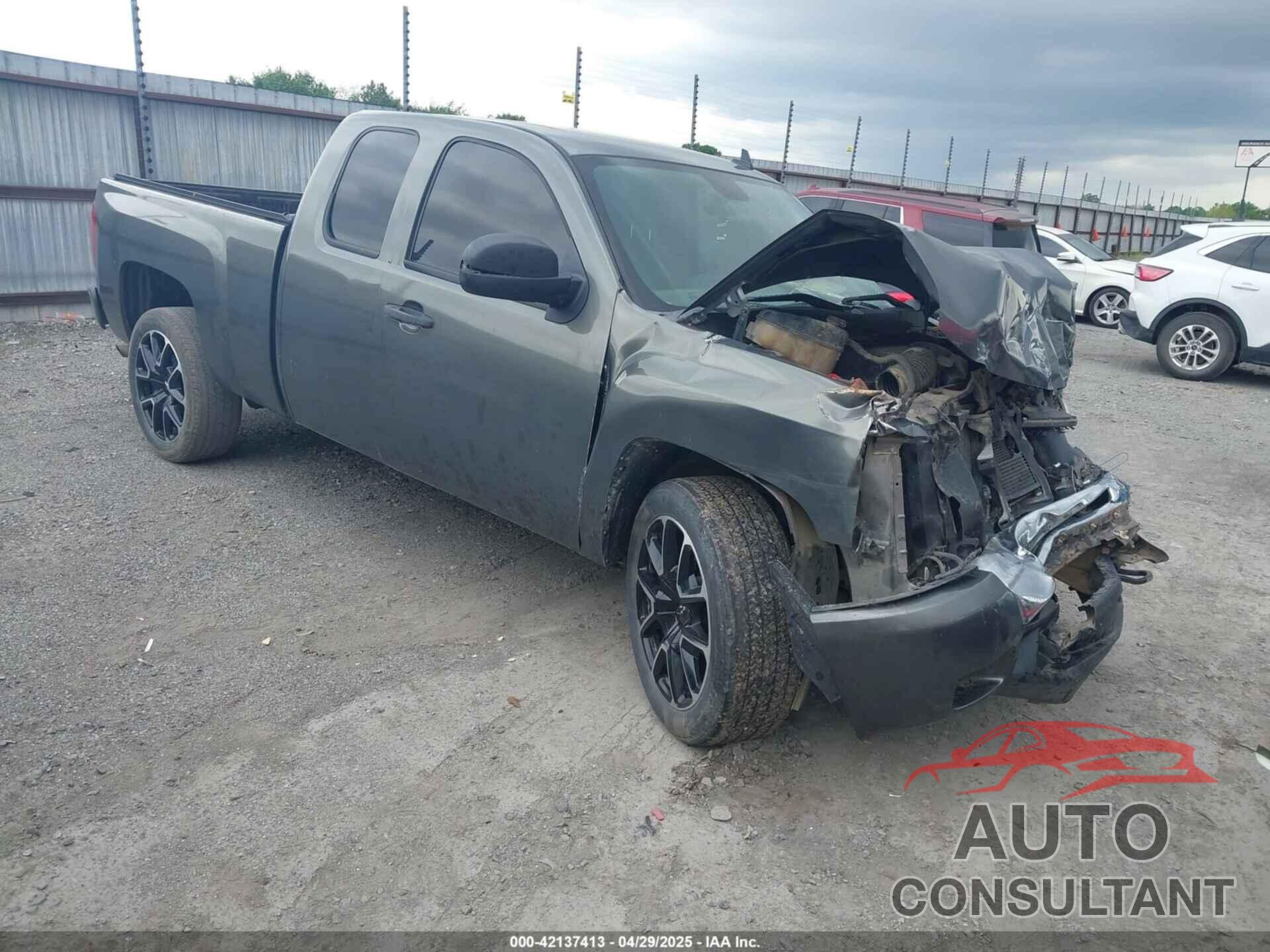 CHEVROLET SILVERADO 1500 2011 - 1GCRKSE31BZ142789