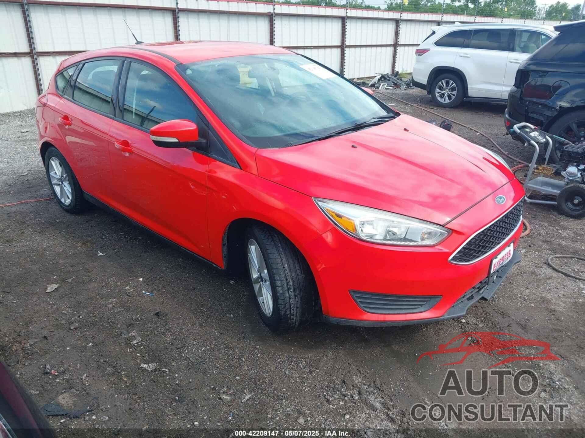 FORD FOCUS 2015 - 1FADP3K20FL296390