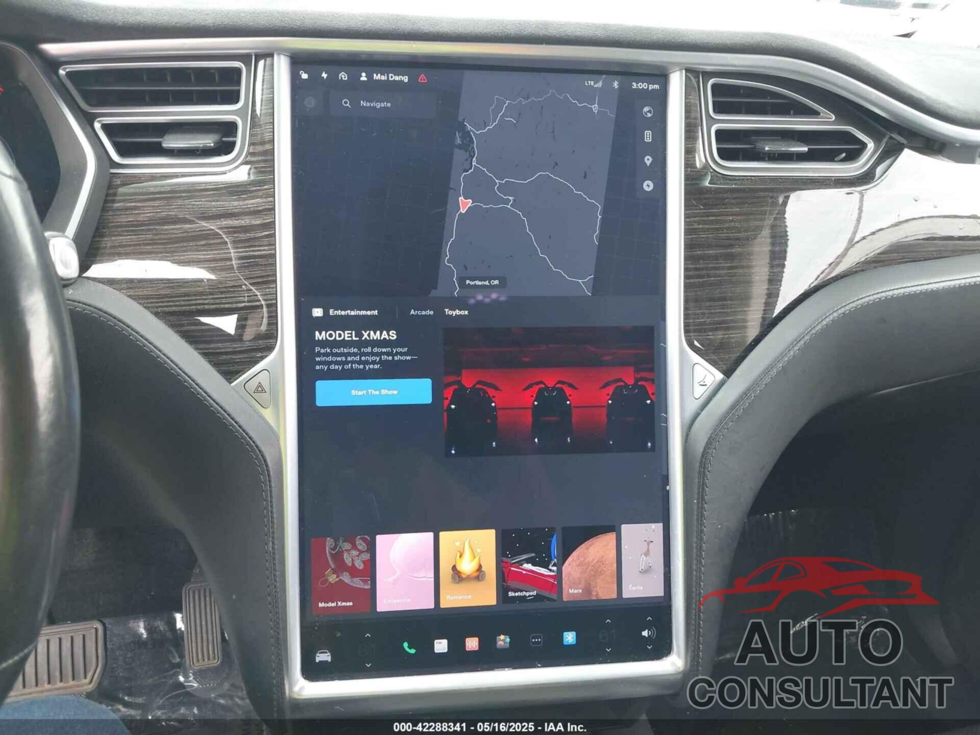 TESLA MODEL X 2016 - 5YJXCBE25GF021479
