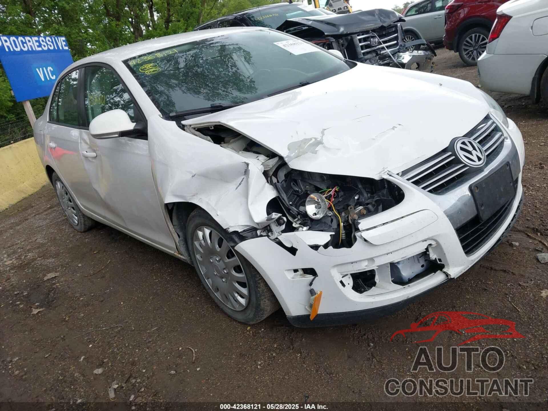 VOLKSWAGEN JETTA 2010 - 3VWJZ7AJ3AM028610