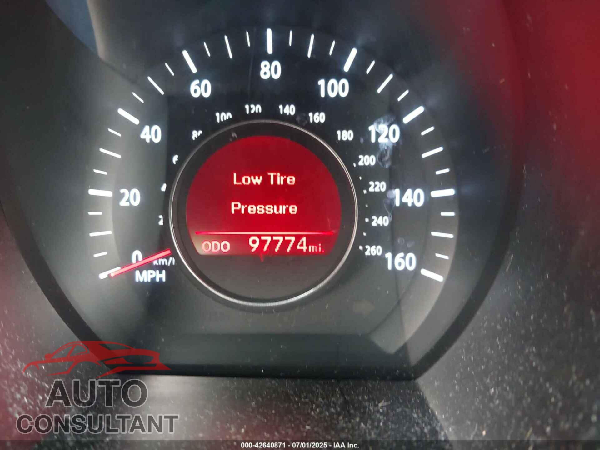 KIA OPTIMA 2011 - KNAGM4A79B5116130