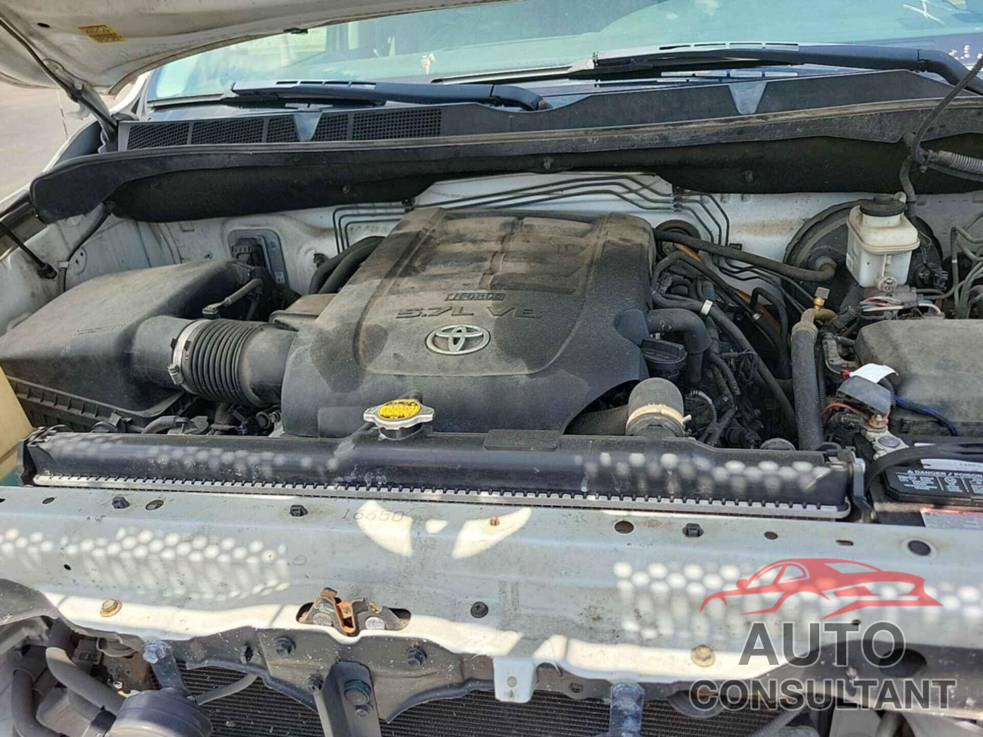 TOYOTA TUNDRA 2012 - 5TFUW5F11CX221261