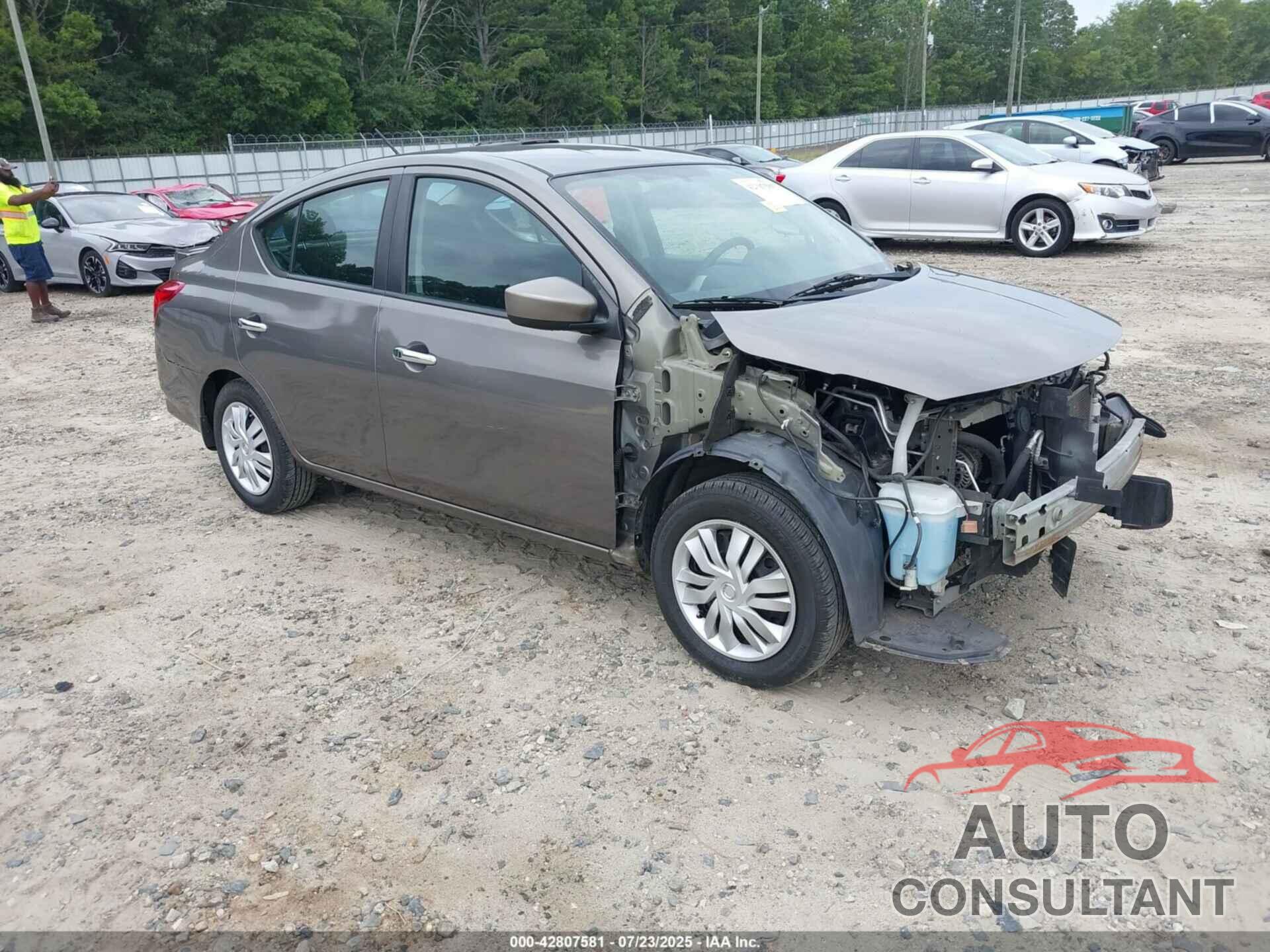 NISSAN VERSA 2015 - 3N1CN7AP2FL840024