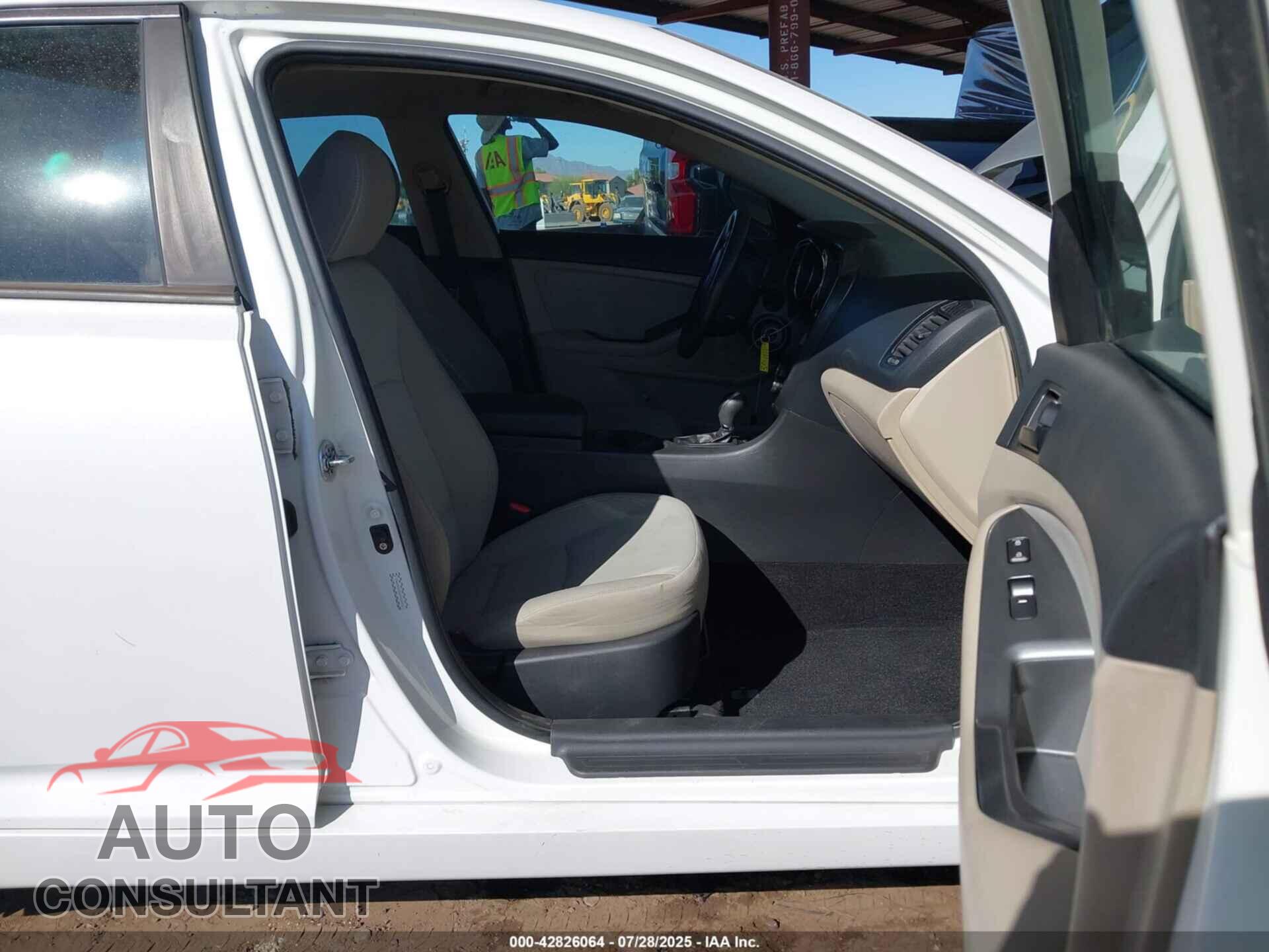 KIA OPTIMA 2013 - KNAGM4A75D5358402