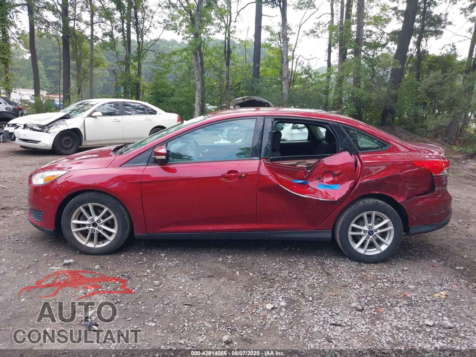 FORD FOCUS 2016 - 1FADP3F27GL342888