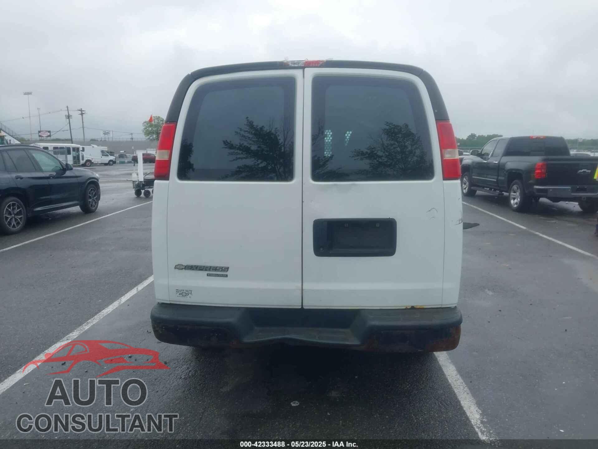 CHEVROLET EXPRESS 1500 2013 - 1GCSGAFX7D1113541