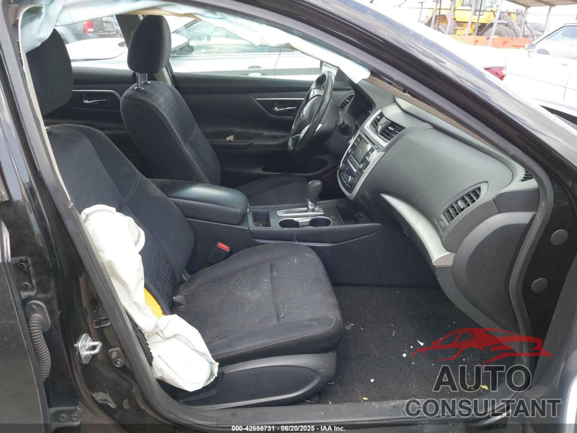 NISSAN ALTIMA 2017 - 1N4AL3AP5HC193464