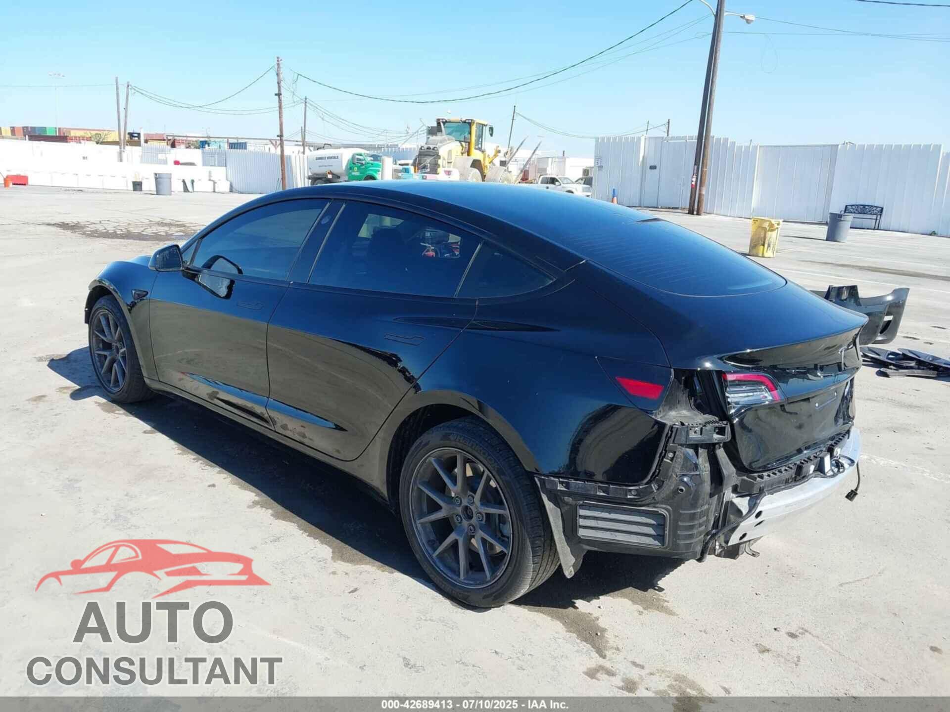 TESLA MODEL 3 2021 - 5YJ3E1EA7MF998323
