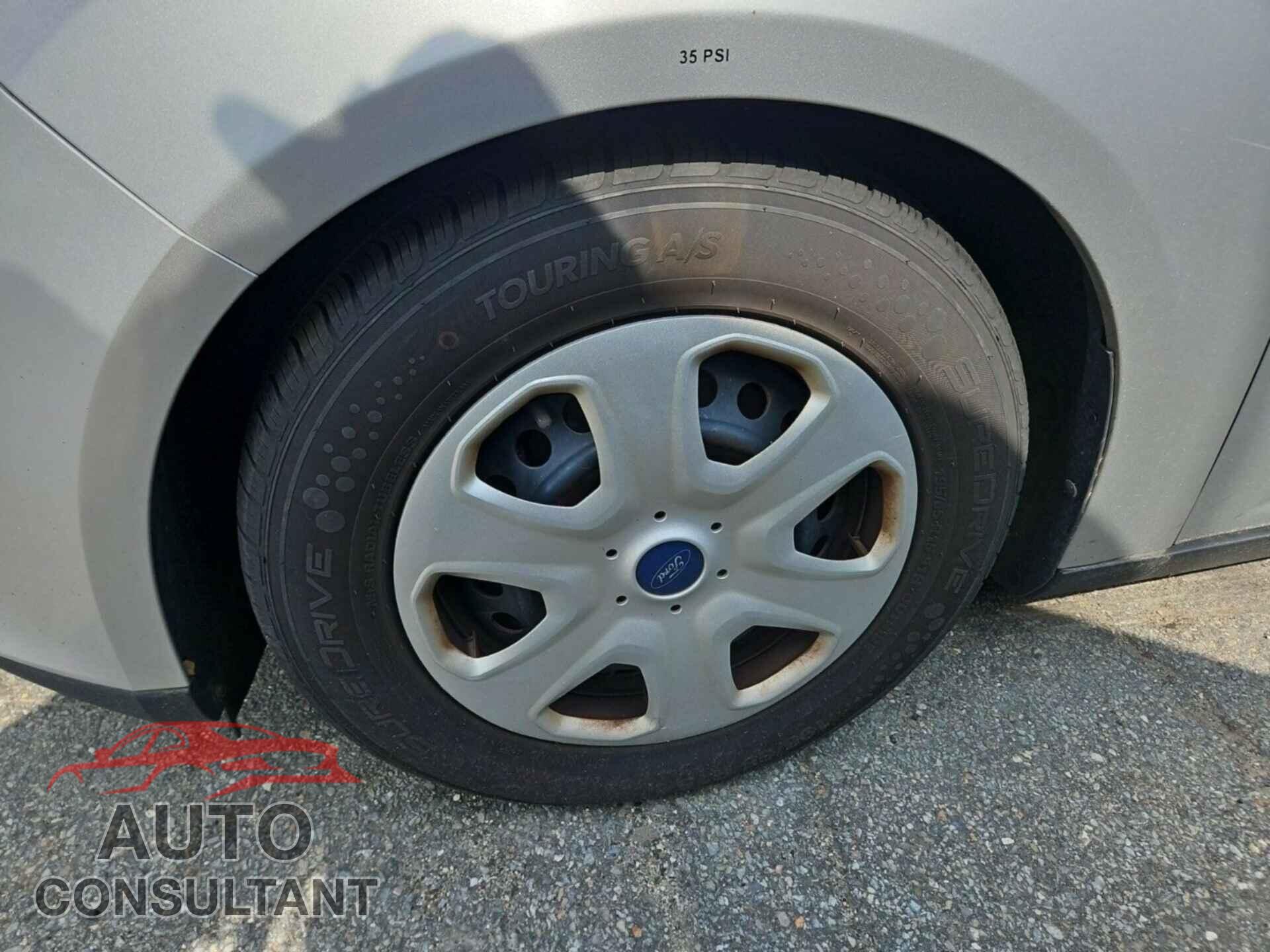 FORD FOCUS 2016 - 1FADP3E28GL306810