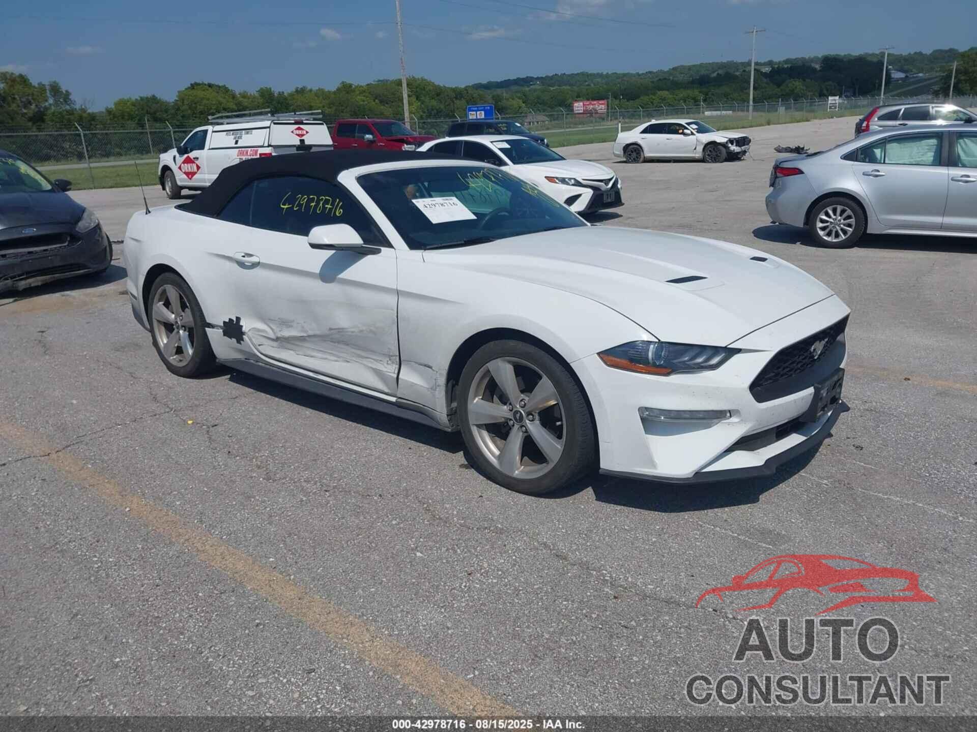 FORD MUSTANG 2018 - 1FATP8UH3J5116536