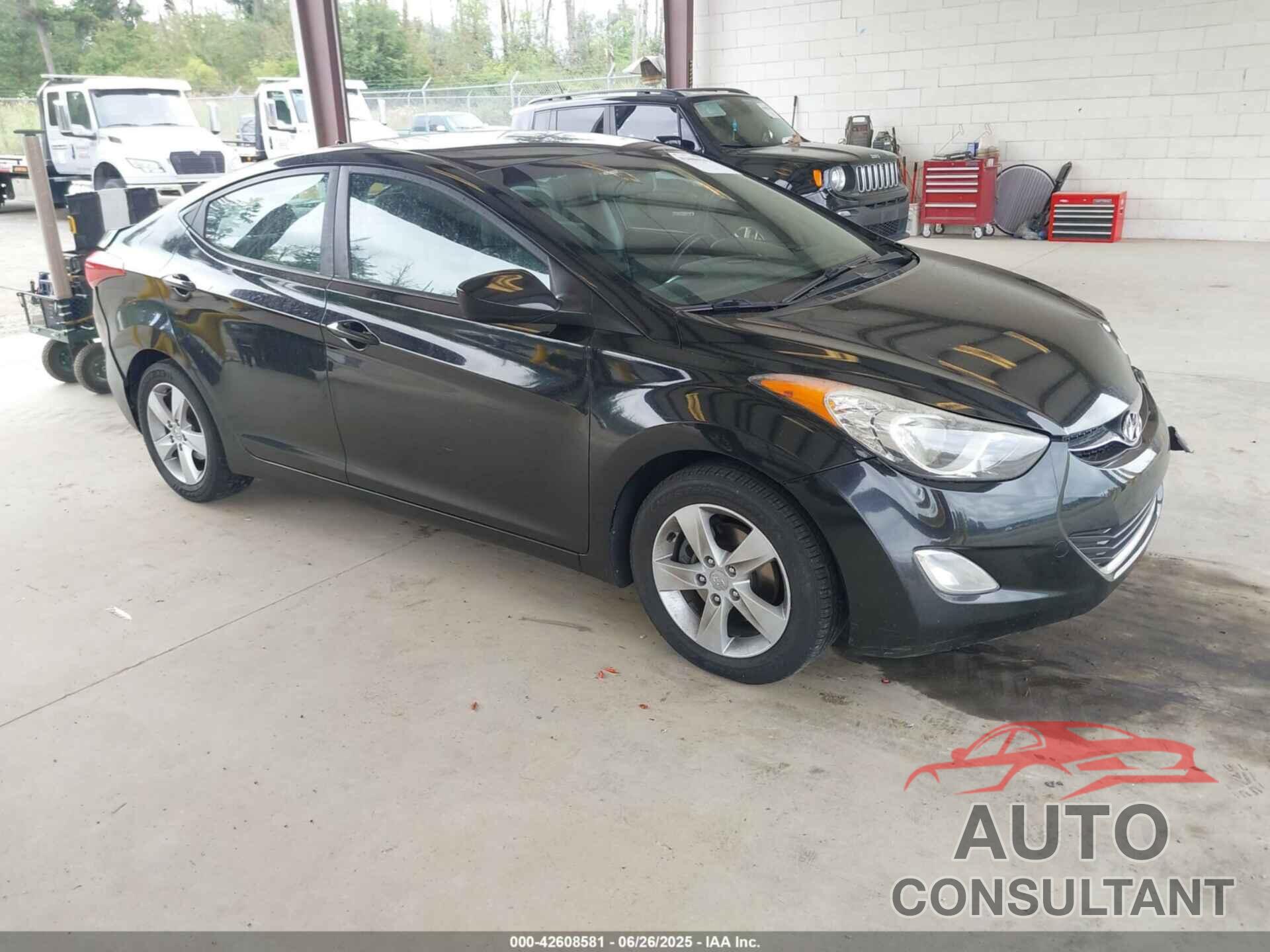 HYUNDAI ELANTRA 2012 - KMHDH4AE3CU291565