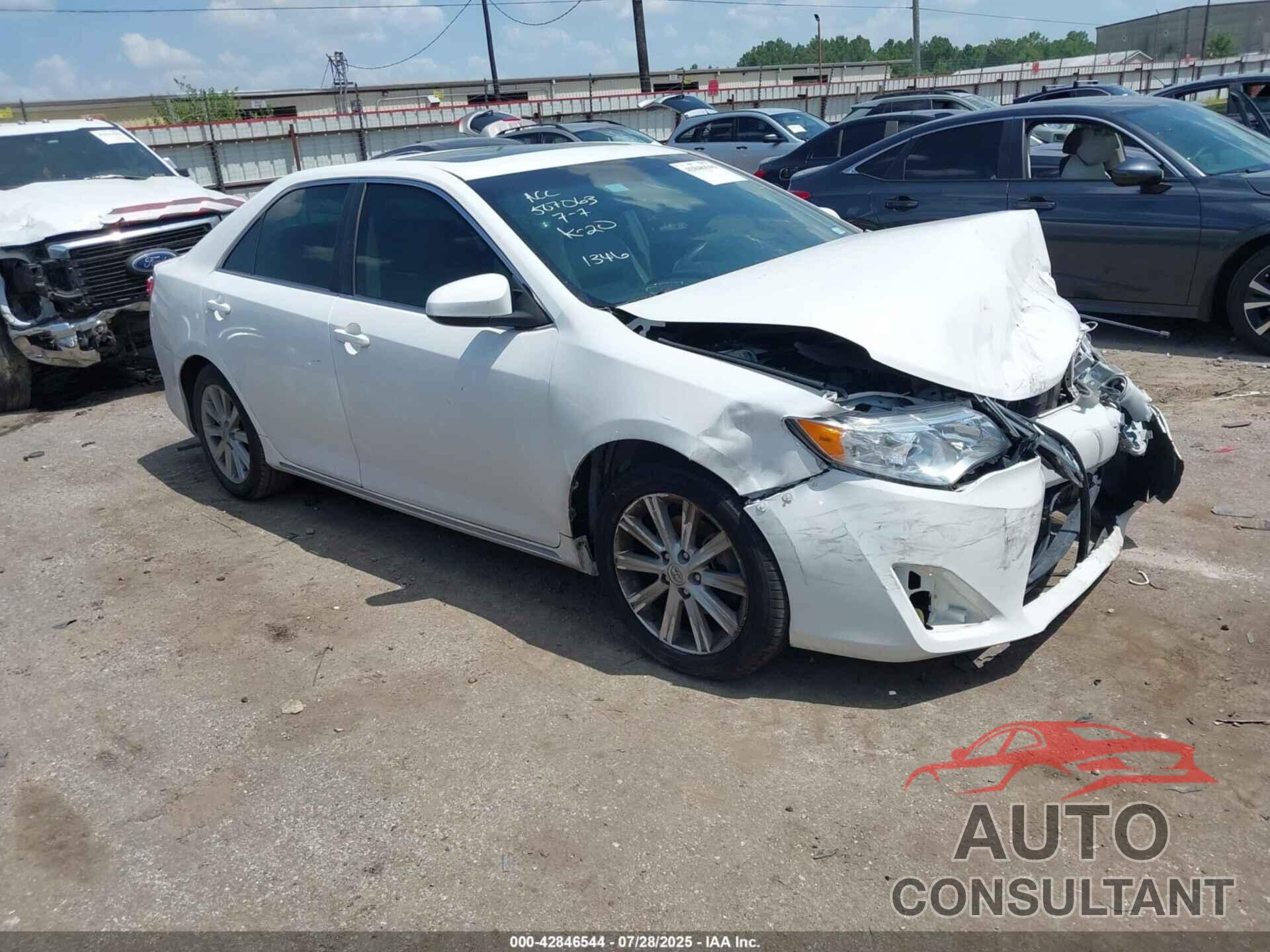 TOYOTA CAMRY 2014 - 4T4BF1FK4ER371346