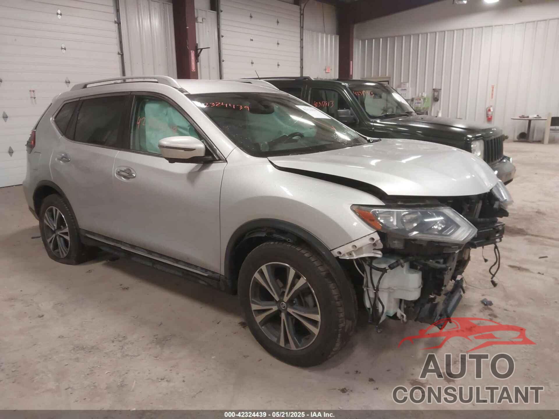 NISSAN ROGUE 2018 - 5N1AT2MV2JC731487