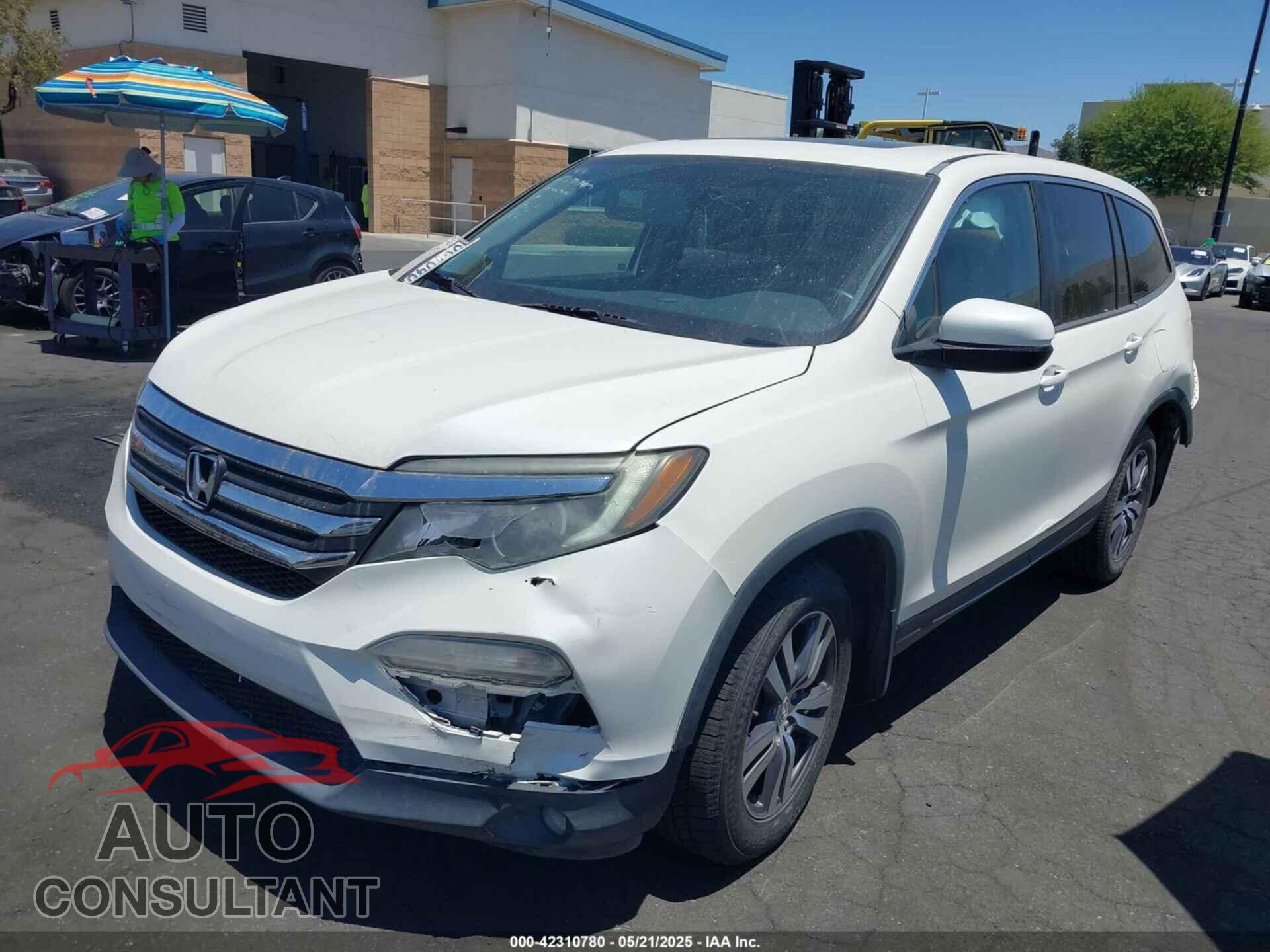 HONDA PILOT 2017 - 5FNYF5H80HB040102