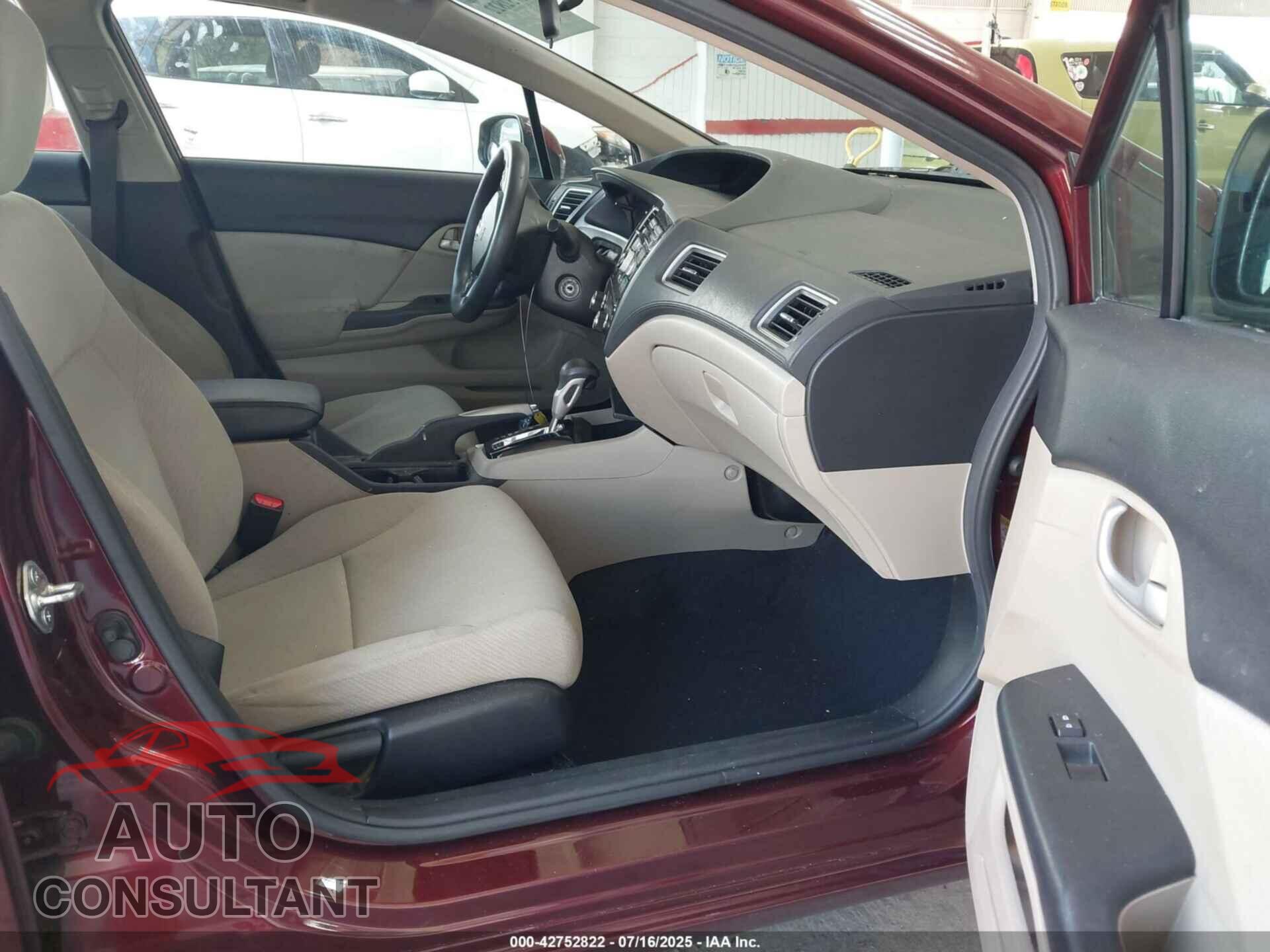 HONDA CIVIC 2013 - 19XFB2F55DE045497