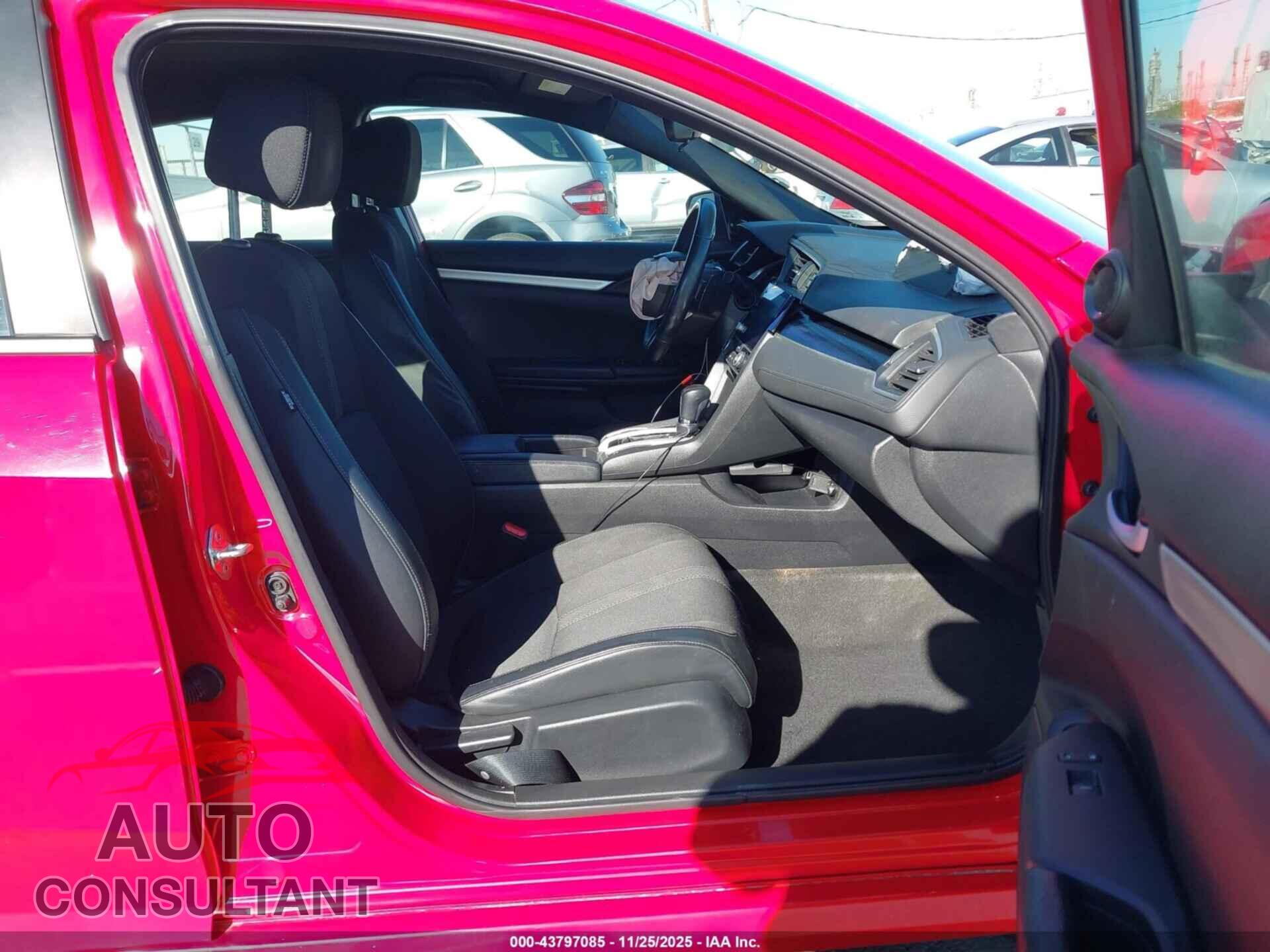 HONDA CIVIC 2019 - 2HGFC2F81KH525692