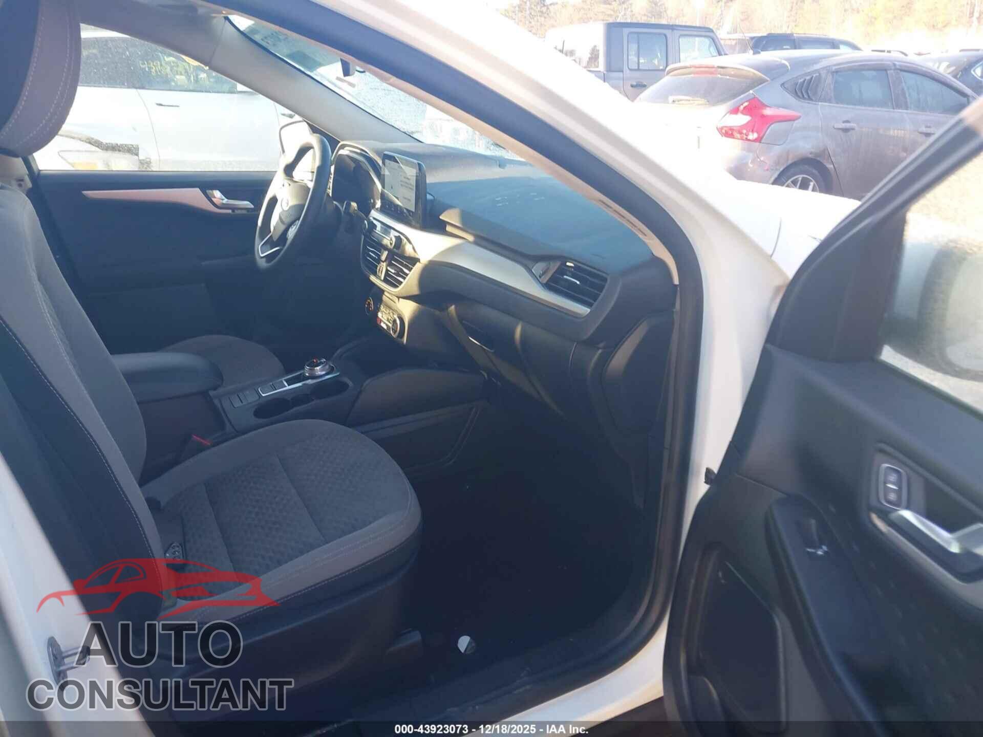 FORD ESCAPE 2020 - 1FMCU9G61LUA33663