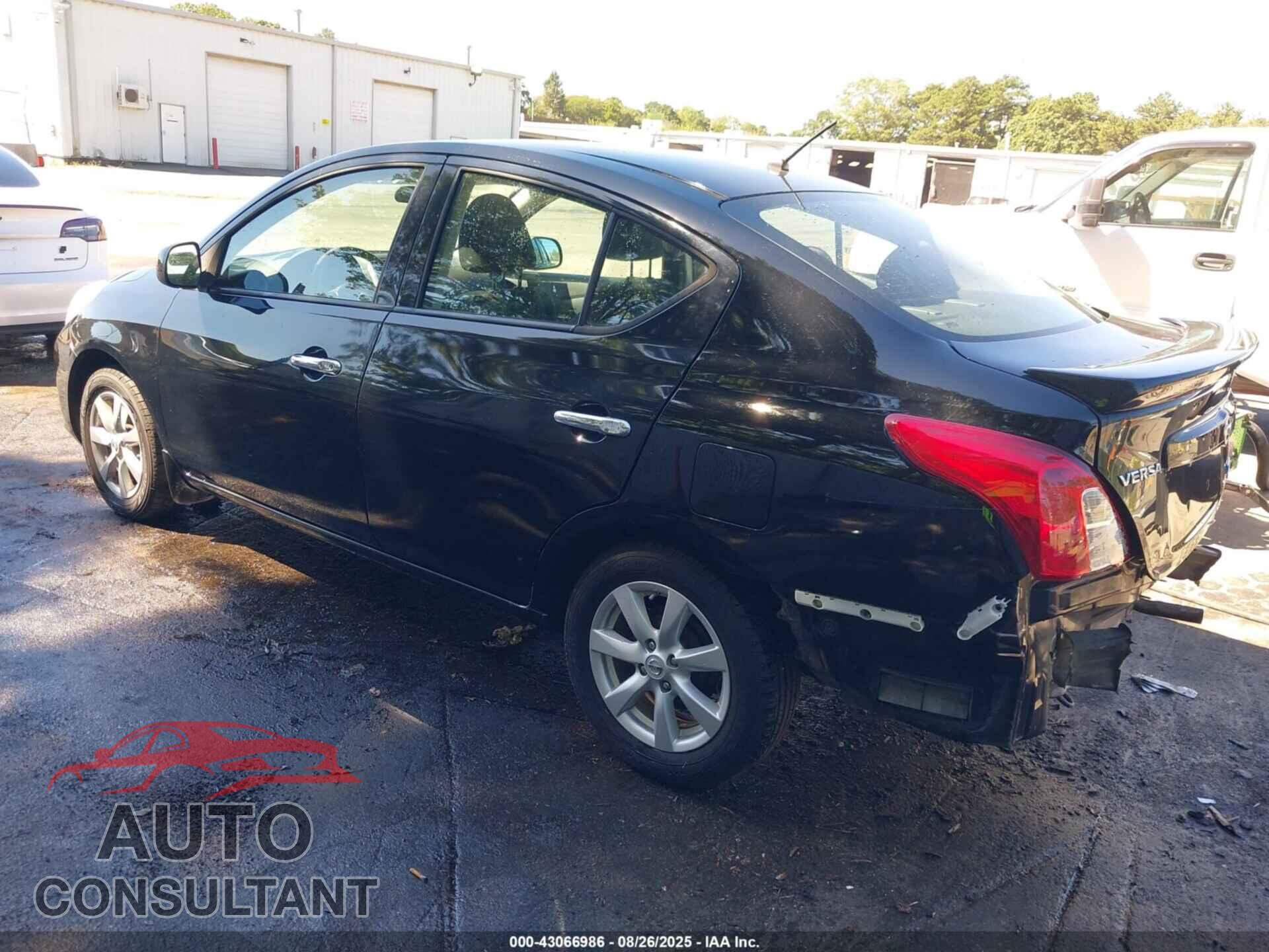 NISSAN VERSA 2014 - 3N1CN7AP1EL857847