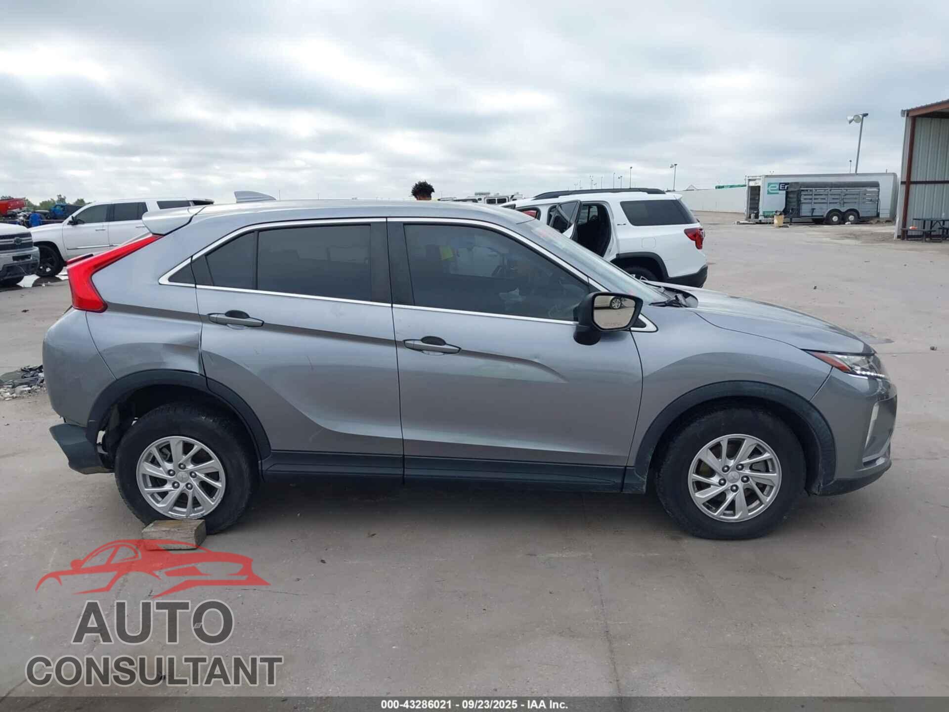 MITSUBISHI ECLIPSE CROSS 2018 - JA4AT3AA0JZ063630