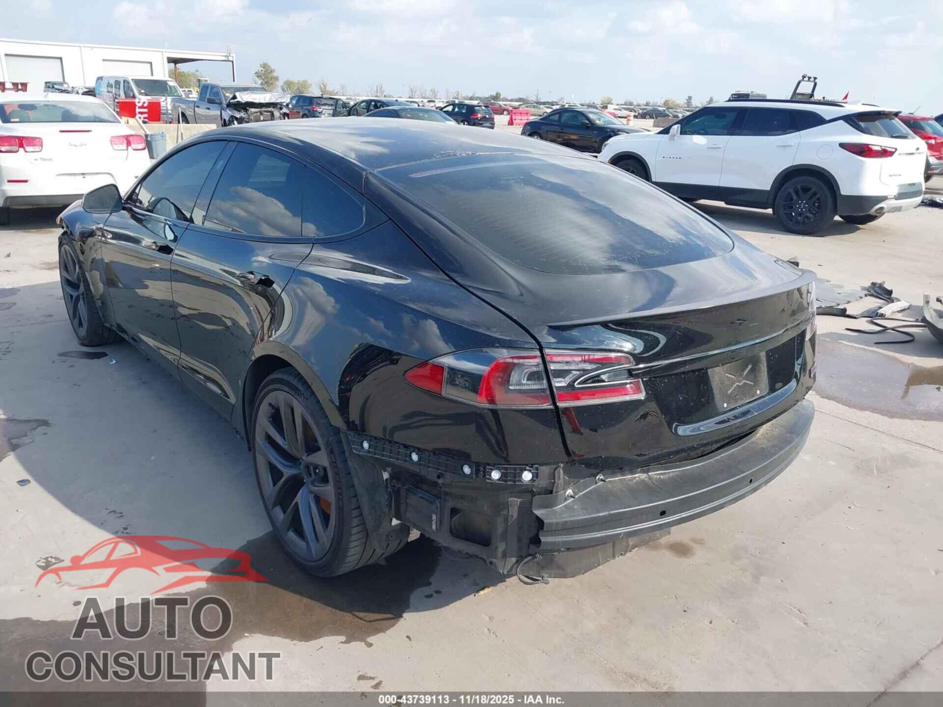 TESLA MODEL S 2021 - 5YJSA1E66MF431393