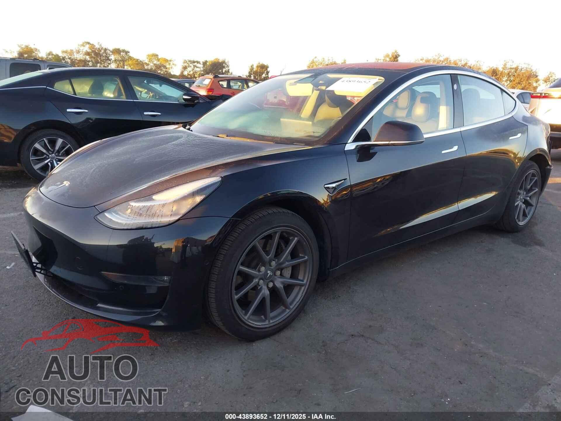 TESLA MODEL 3 2018 - 5YJ3E1EAXJF070985