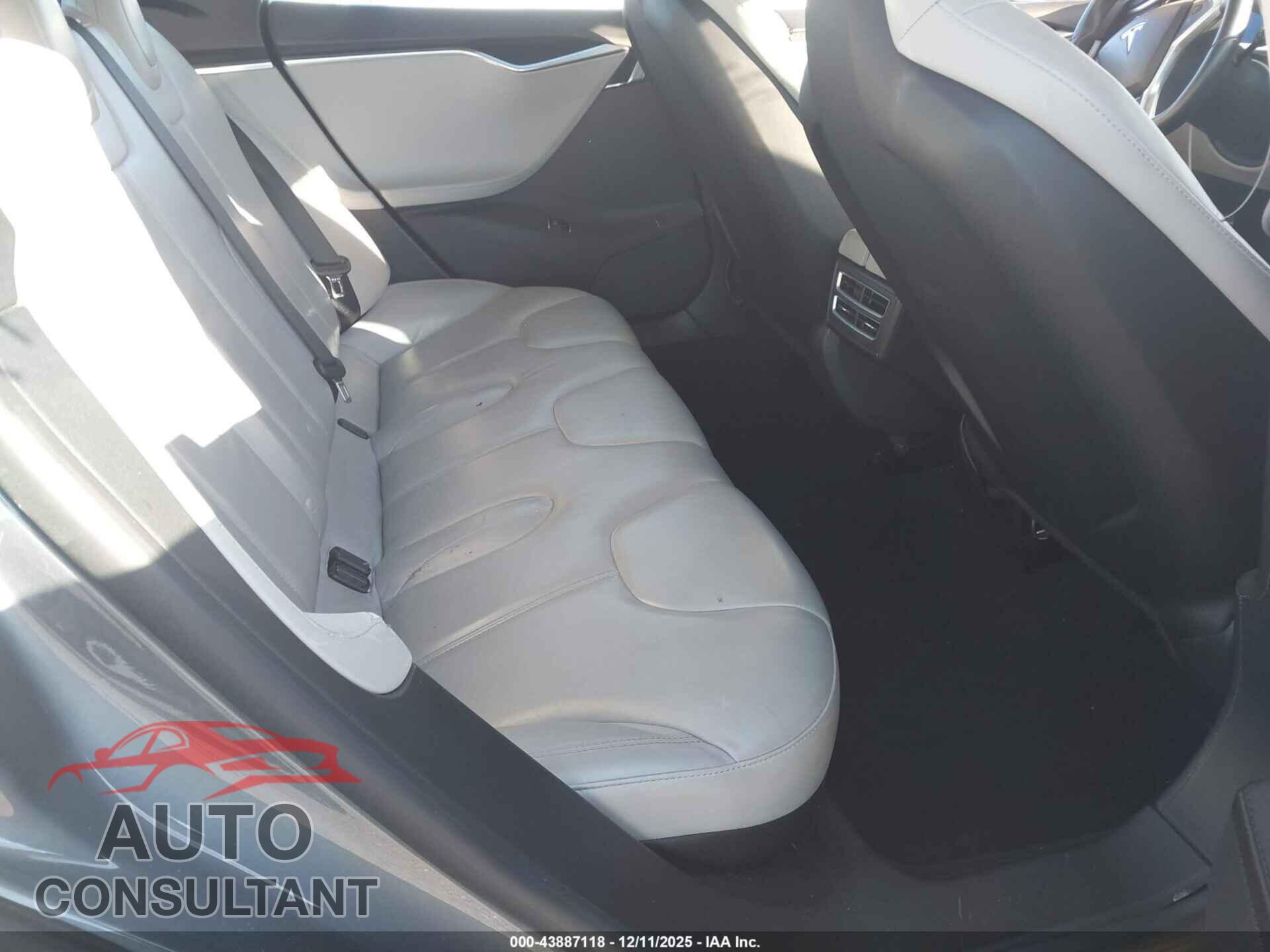 TESLA MODEL S 2013 - 5YJSA1CN0DFP14088
