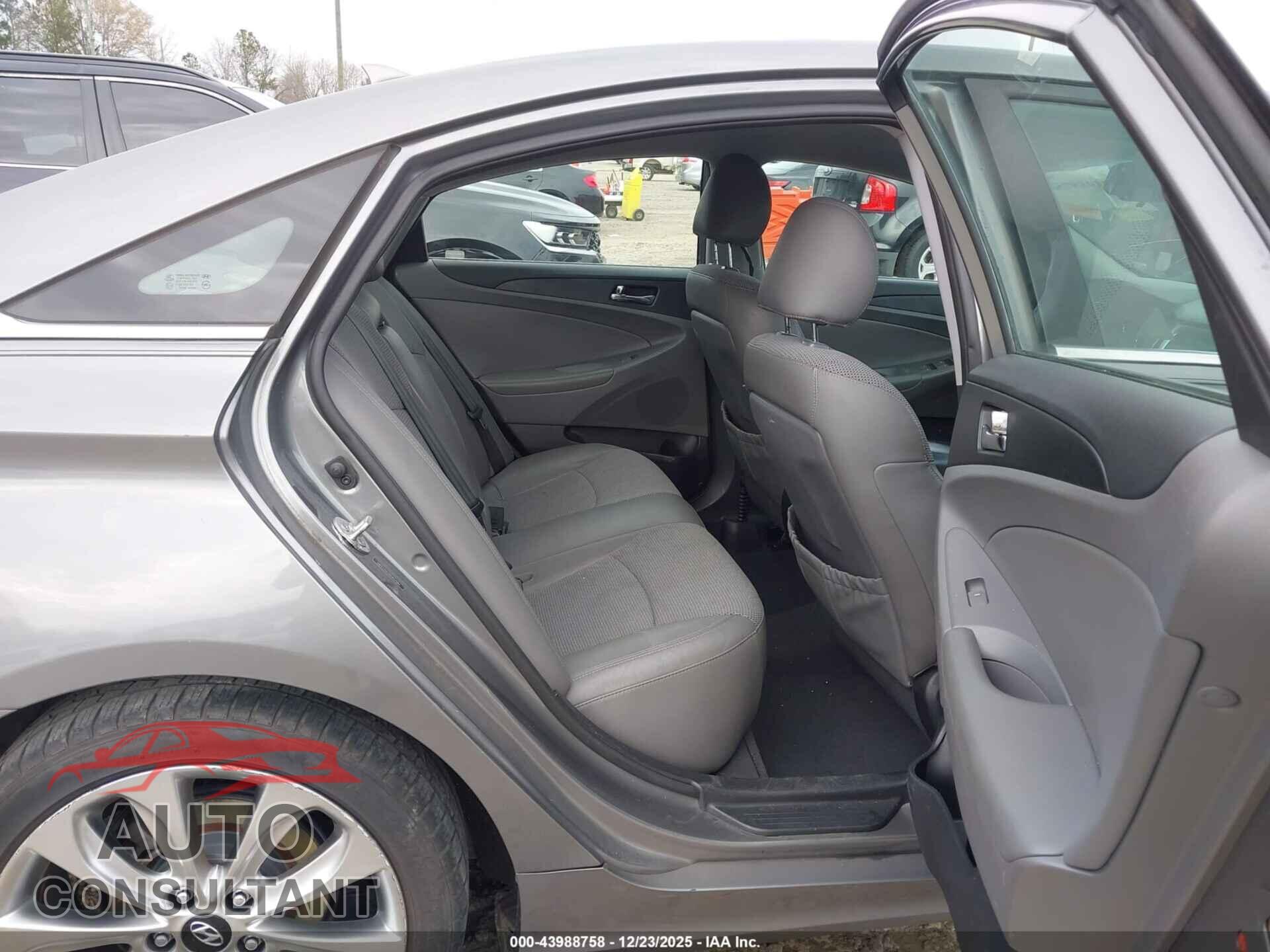 HYUNDAI SONATA 2013 - 5NPEC4AC2DH697984