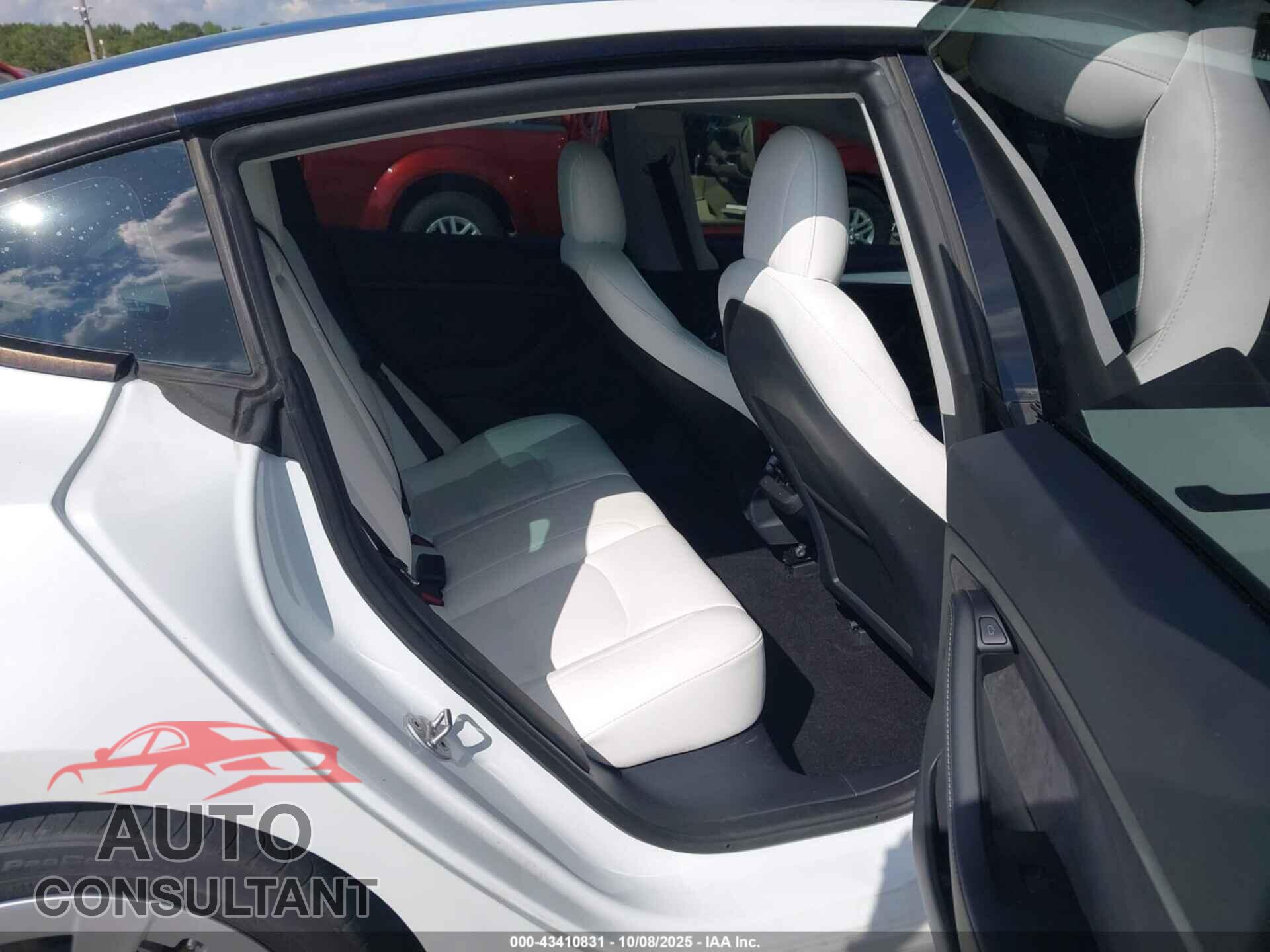 TESLA MODEL 3 2022 - 5YJ3E1EB9NF255334