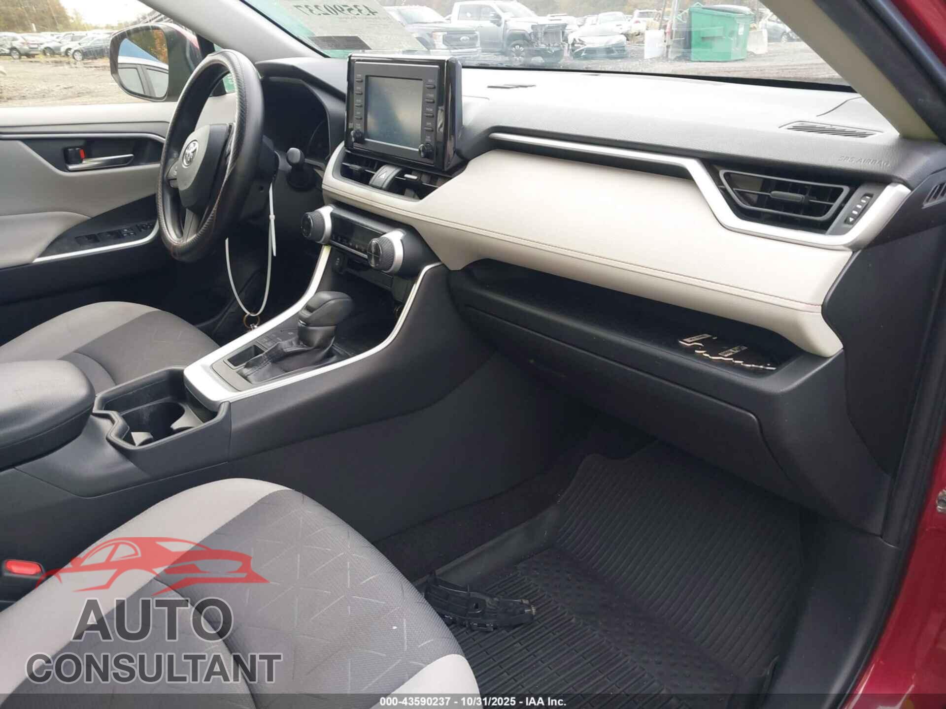 TOYOTA RAV4 2019 - JTMP1RFV7KD519769