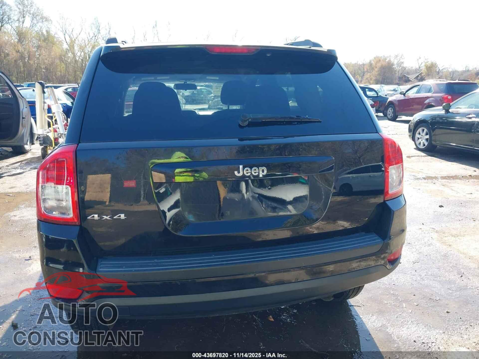 JEEP COMPASS 2012 - 1C4NJDBB3CD676092