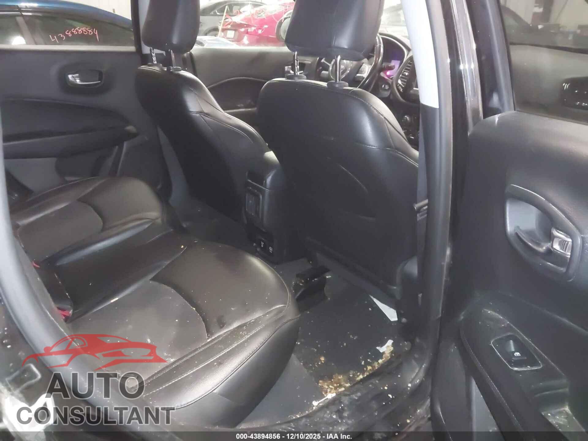 JEEP COMPASS 2019 - 3C4NJDBB4KT723901