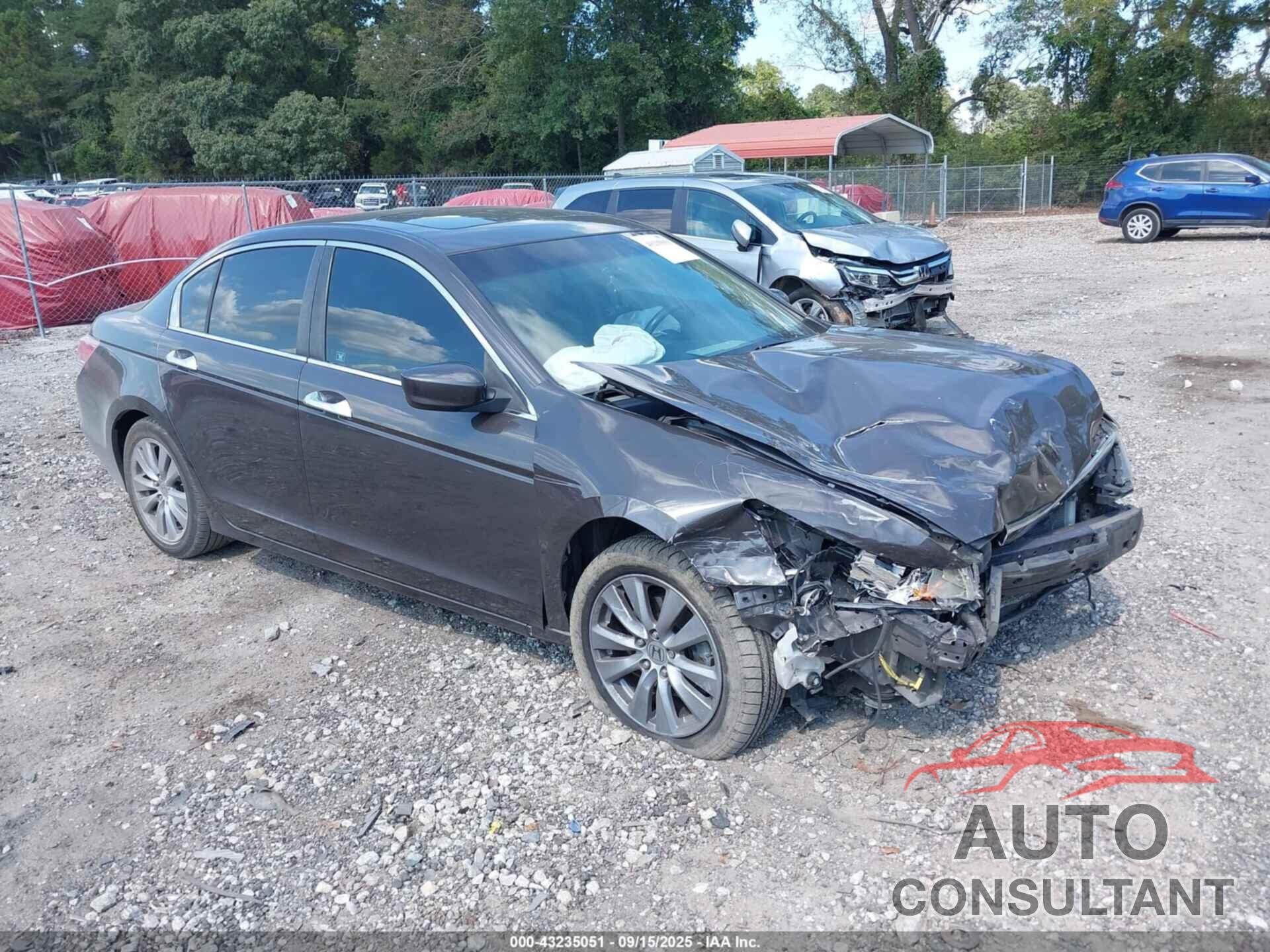 HONDA ACCORD 2011 - 1HGCP3F88BA009762