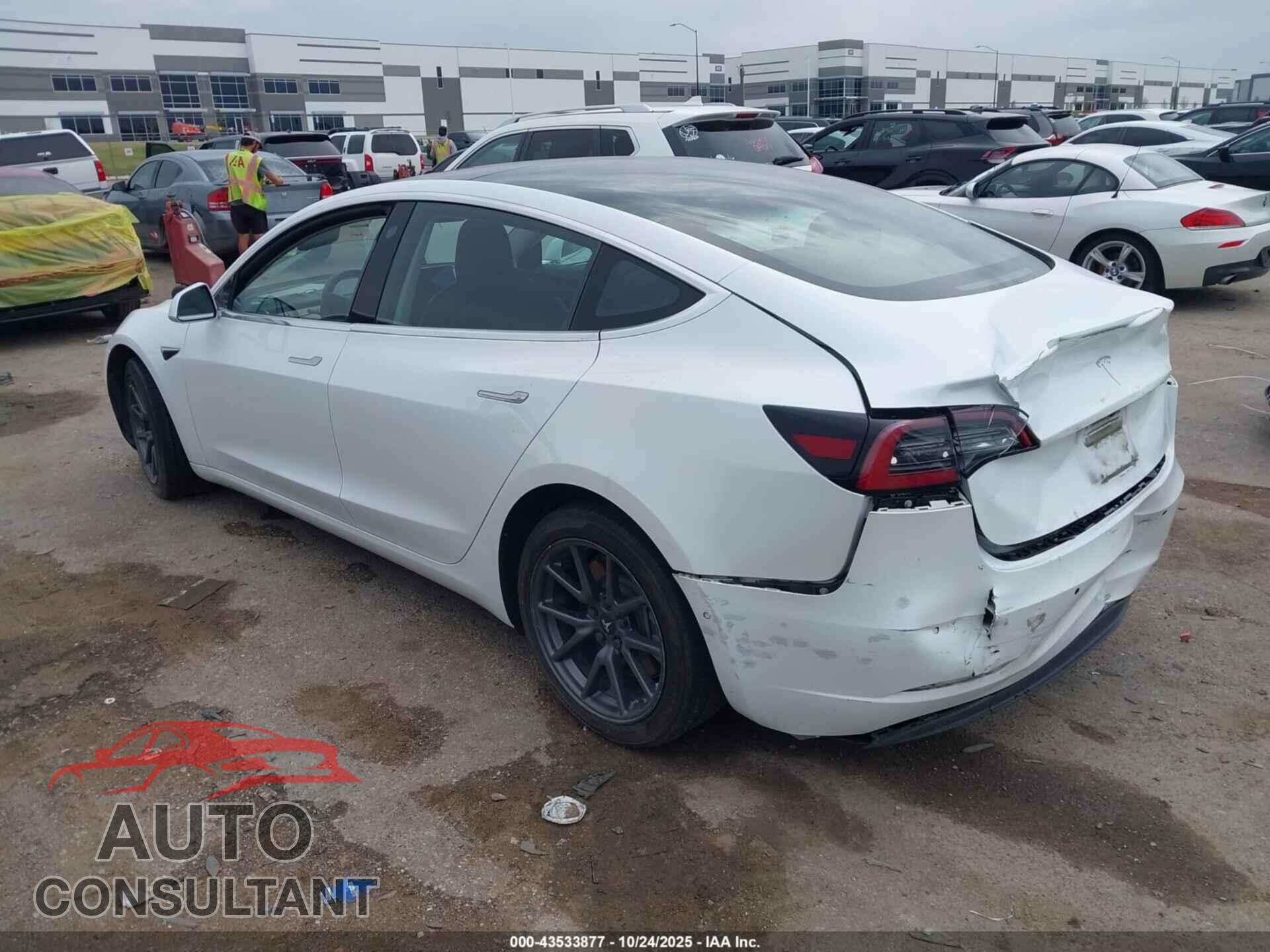 TESLA MODEL 3 2018 - 5YJ3E1EA1JF059700