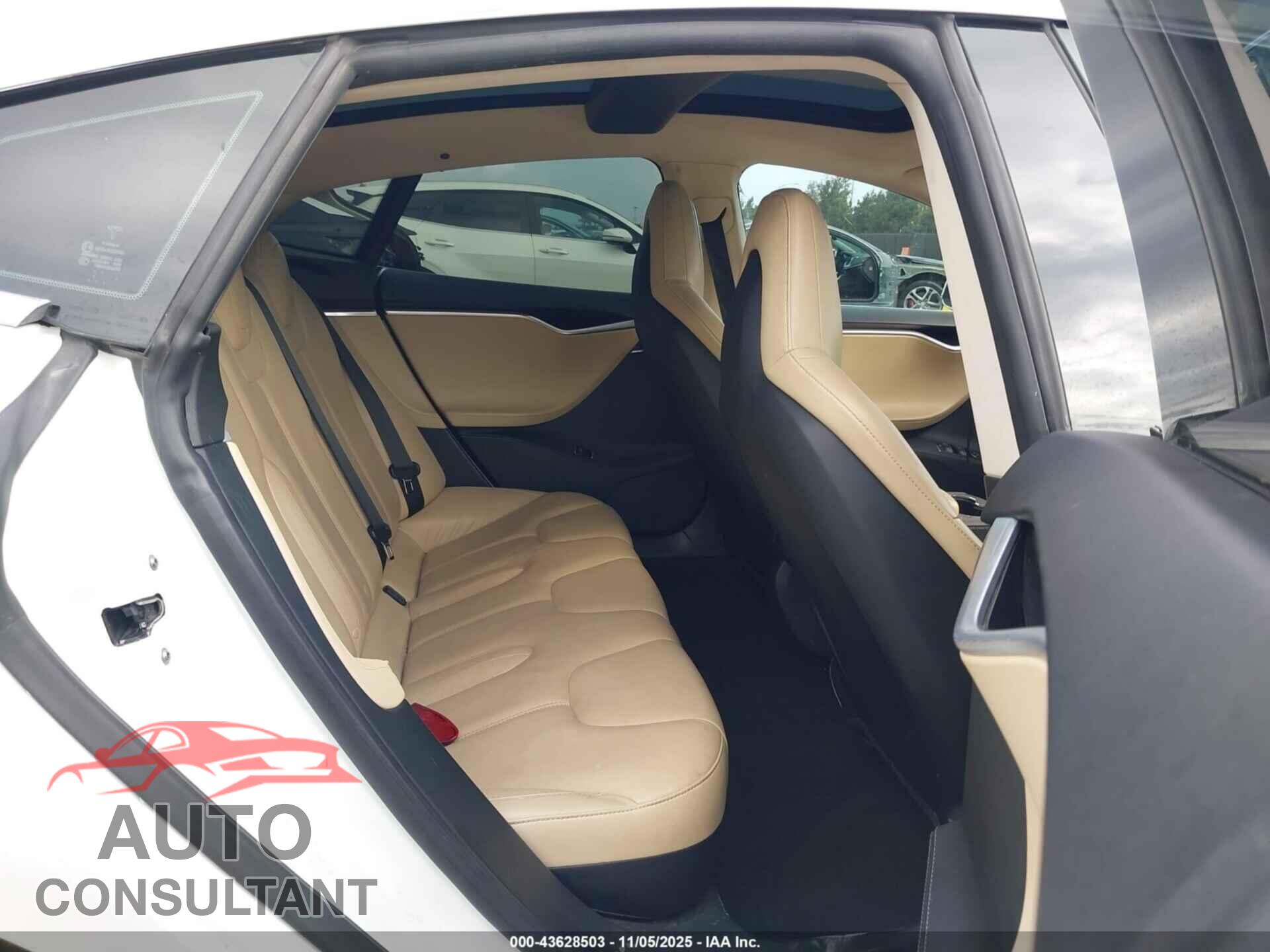 TESLA MODEL S 2013 - 5YJSA1CN6DFP28030