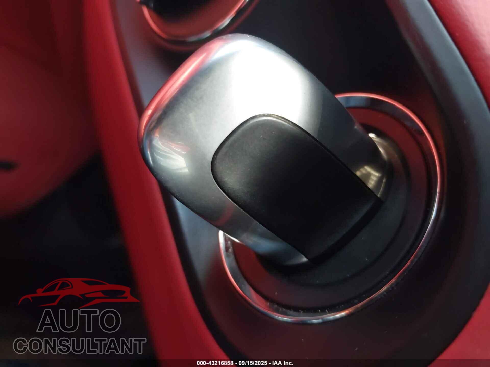 PORSCHE MACAN 2015 - WP1AB2A58FLB56149