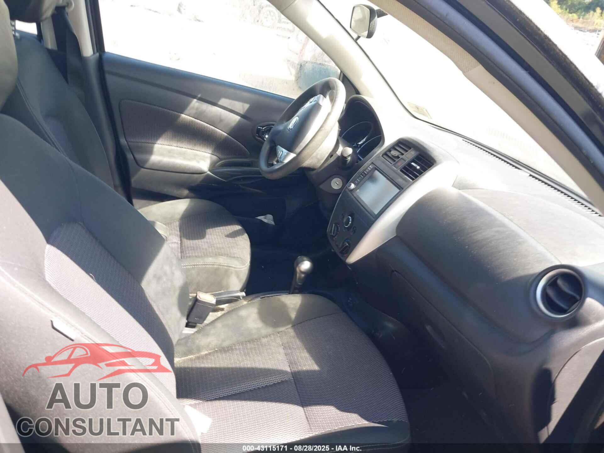 NISSAN VERSA 2019 - 3N1CN7AP3KL834968